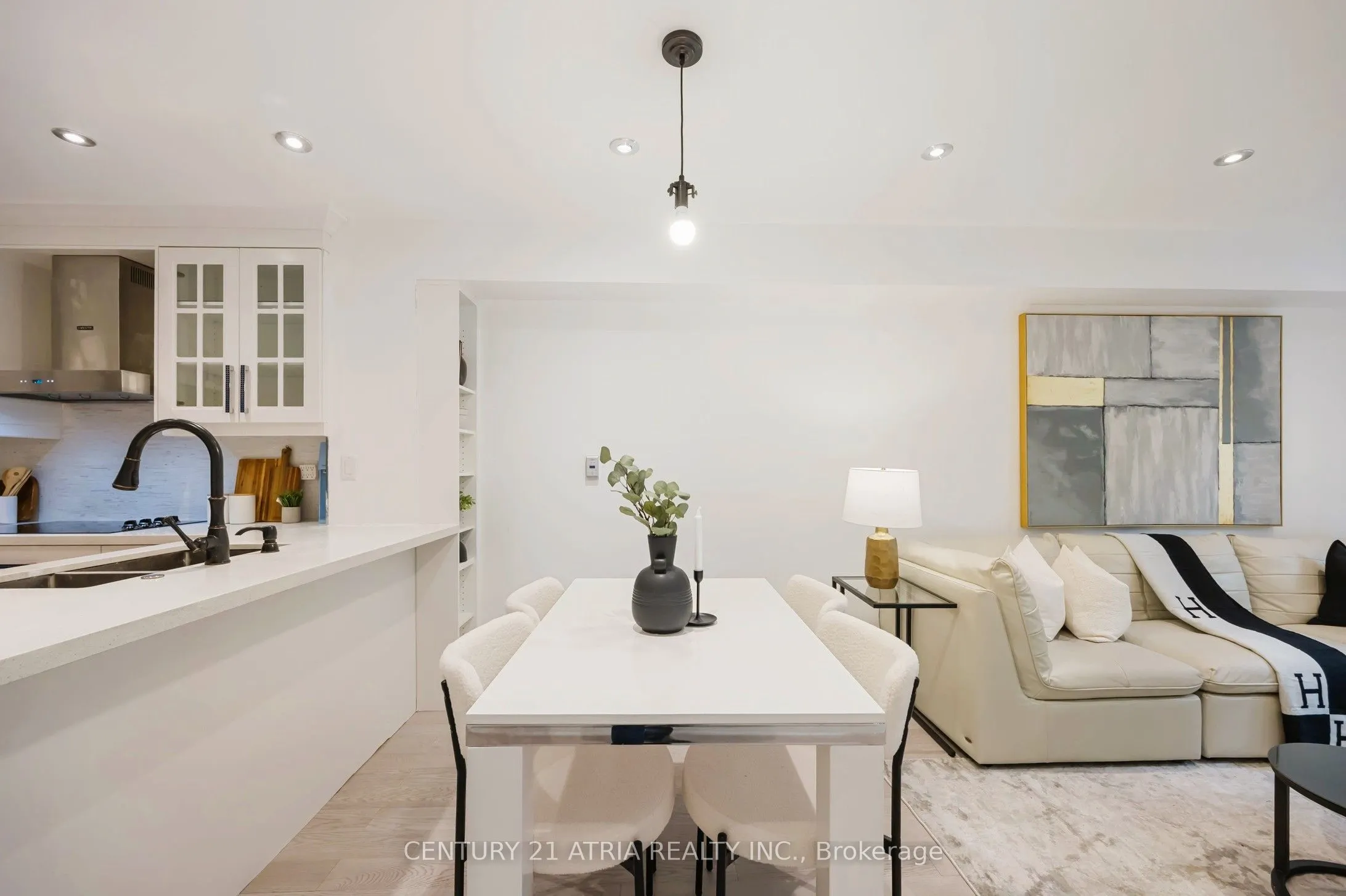 55 Cedarcroft Boulevard, #8