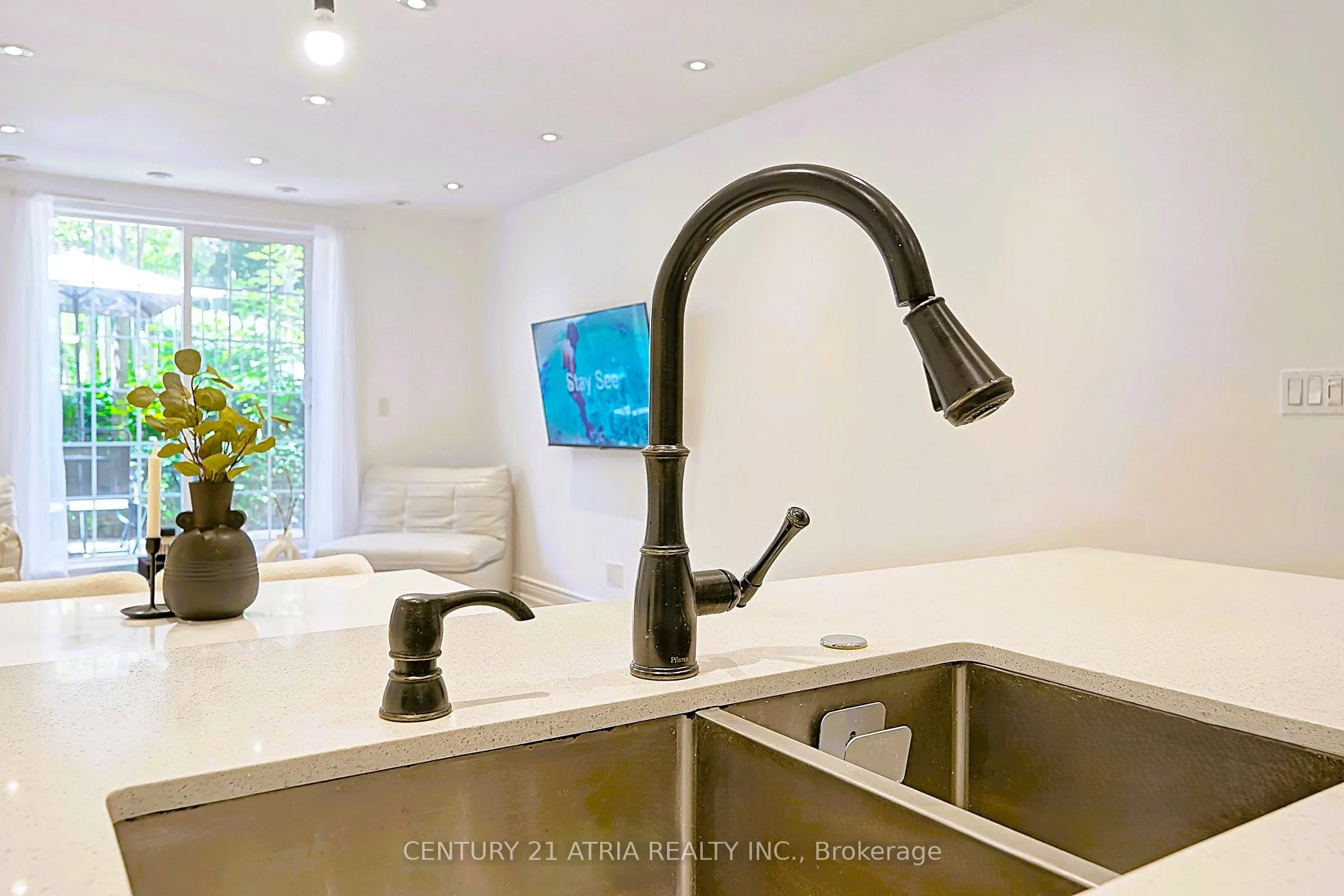 55 Cedarcroft Boulevard, #8