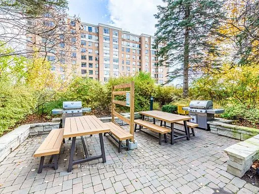 15 Northtown Way, #1719
