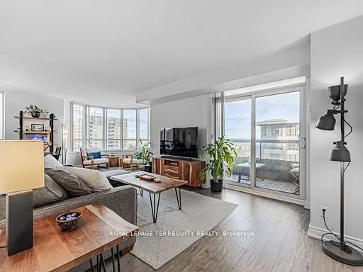 15 Northtown Way, #1719