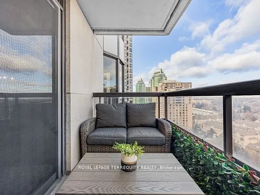 15 Northtown Way, #1719