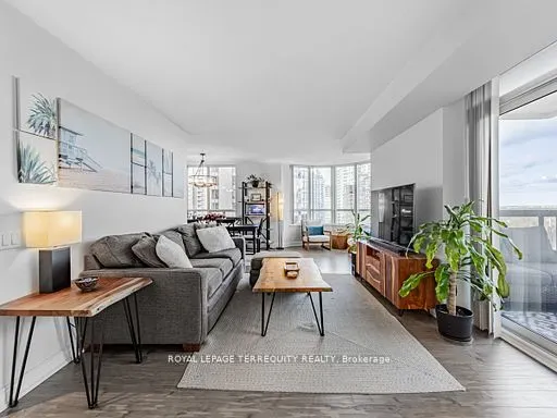 15 Northtown Way, #1719