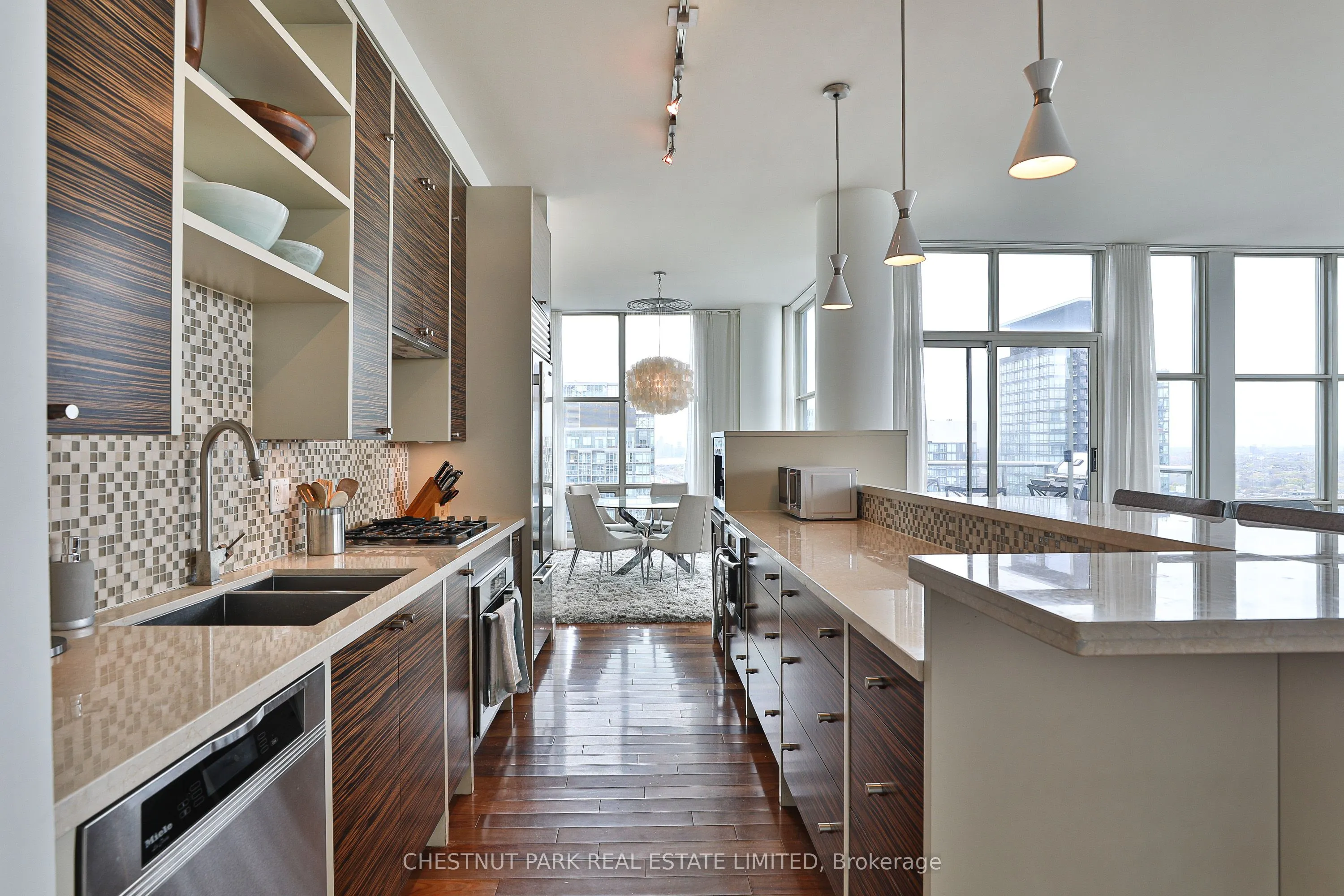 10 Navy Wharf Court, #Ph01