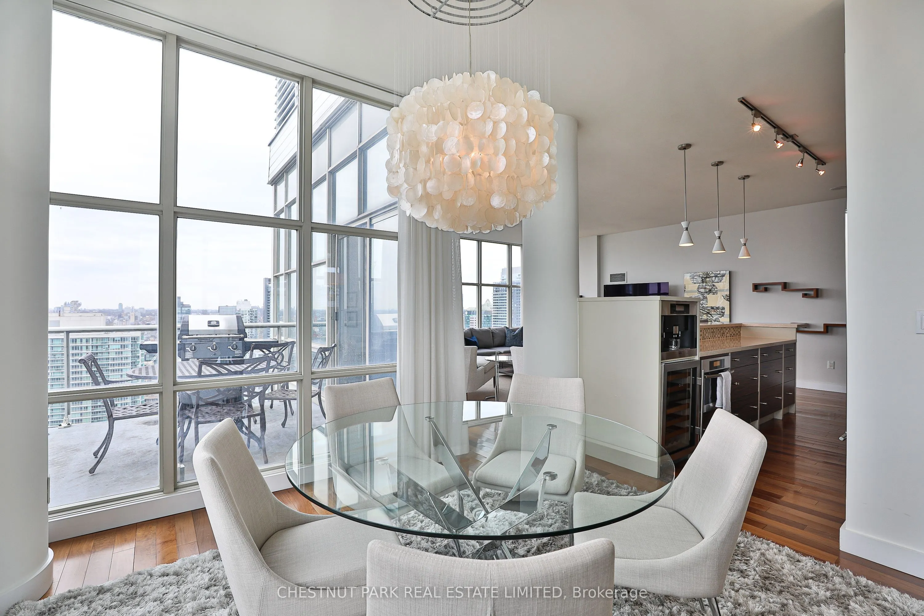 10 Navy Wharf Court, #Ph01