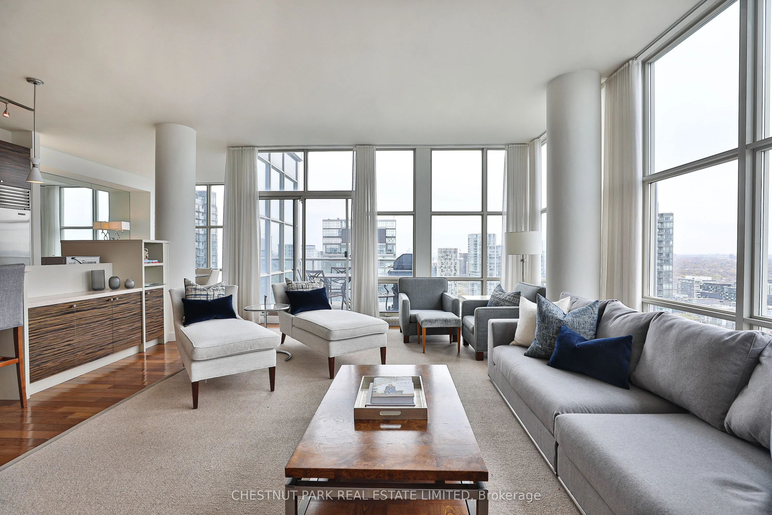 10 Navy Wharf Court, #Ph01