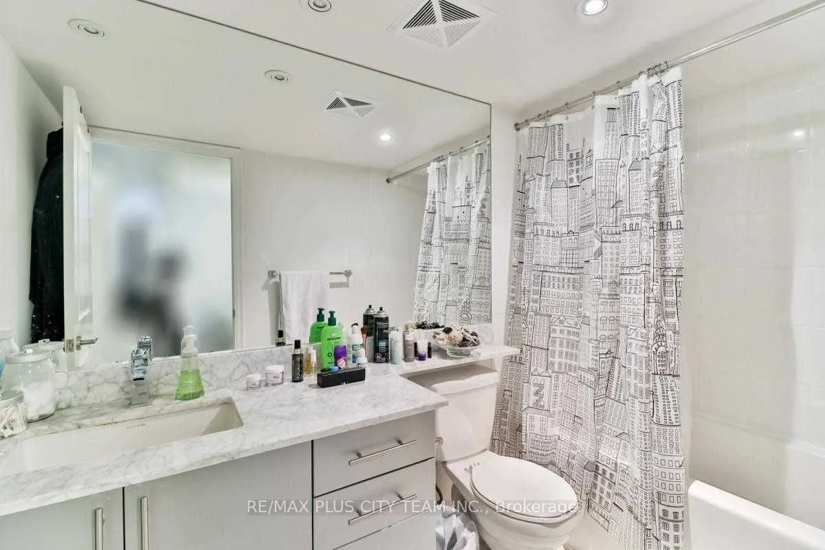 75 East Liberty Street, #718A