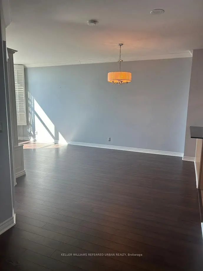 212 Eglinton Avenue E, #PH 302