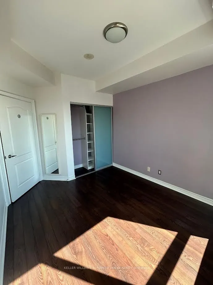 212 Eglinton Avenue E, #PH 302