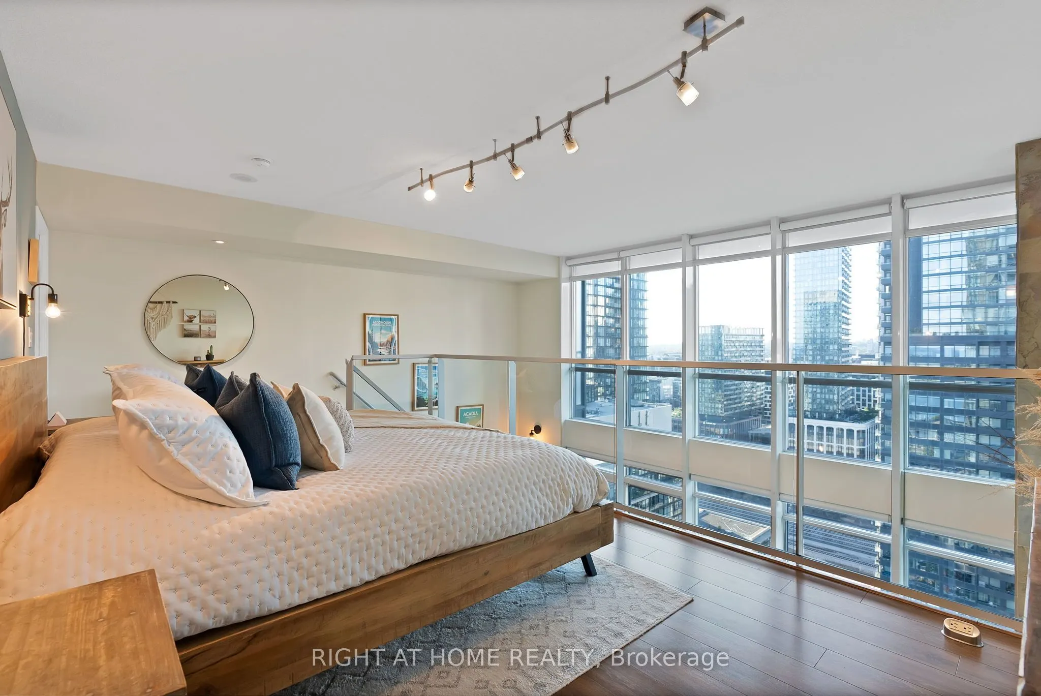 15 Fort York Boulevard, #3205