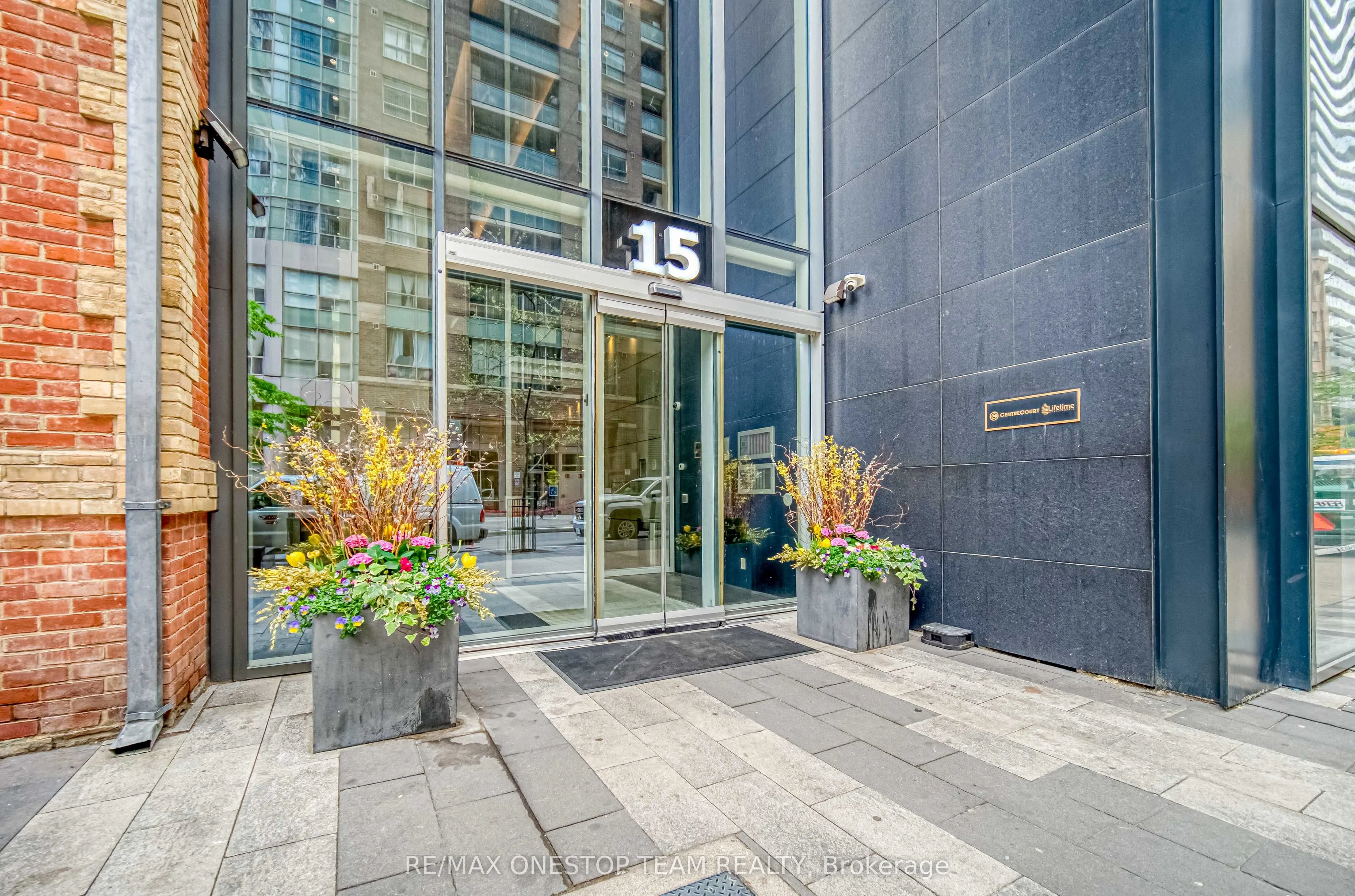 15 Grenville Street, #1905