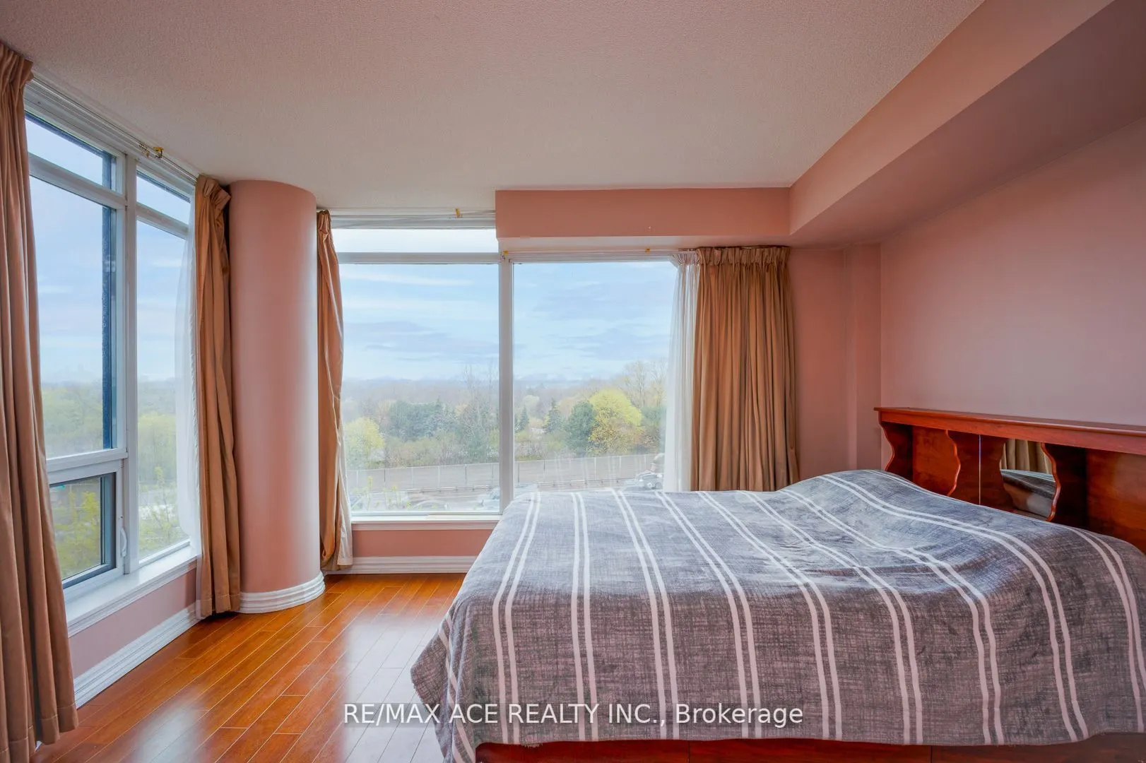 18 Valley Woods Road, #605