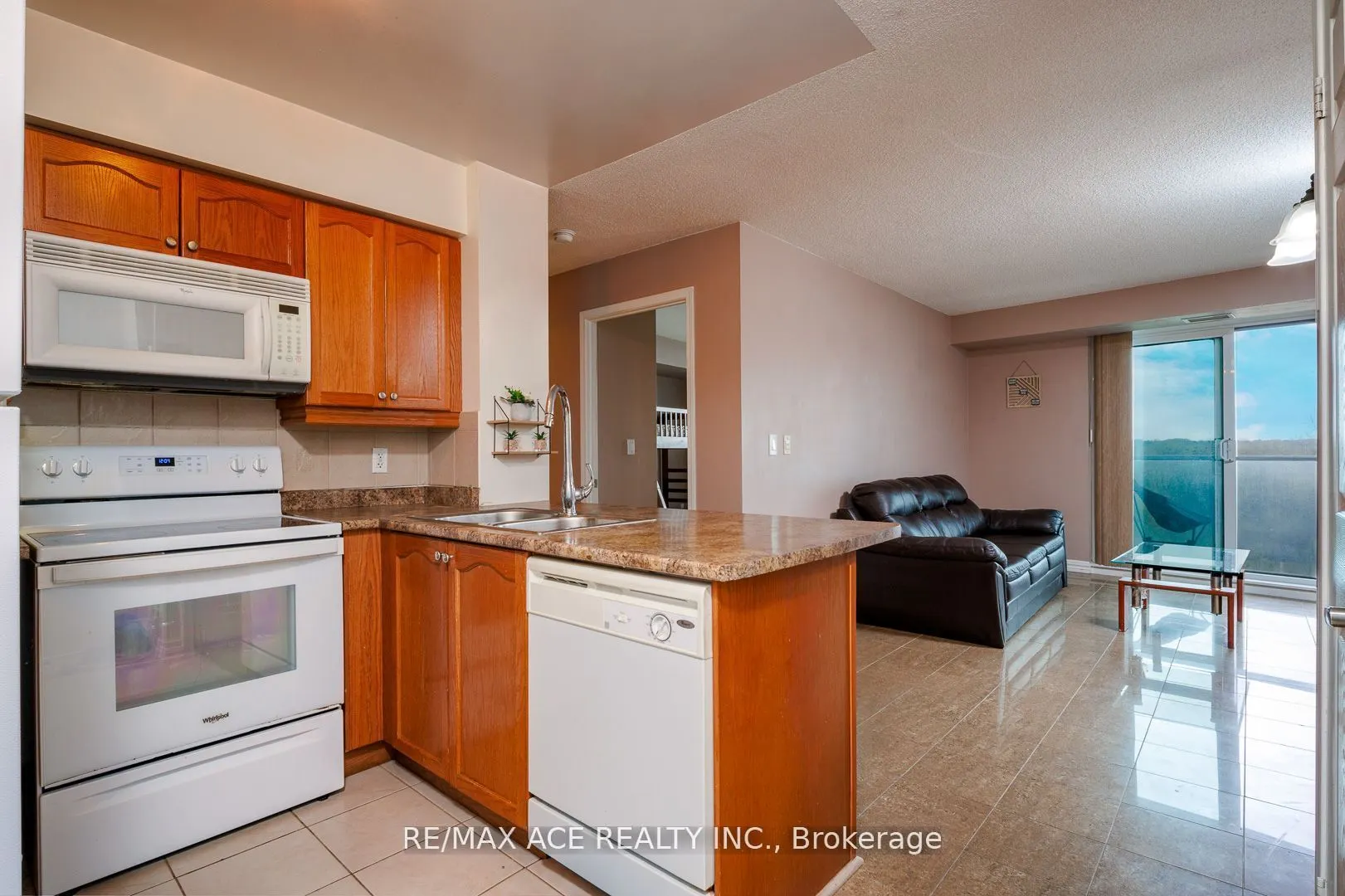 18 Valley Woods Road, #605