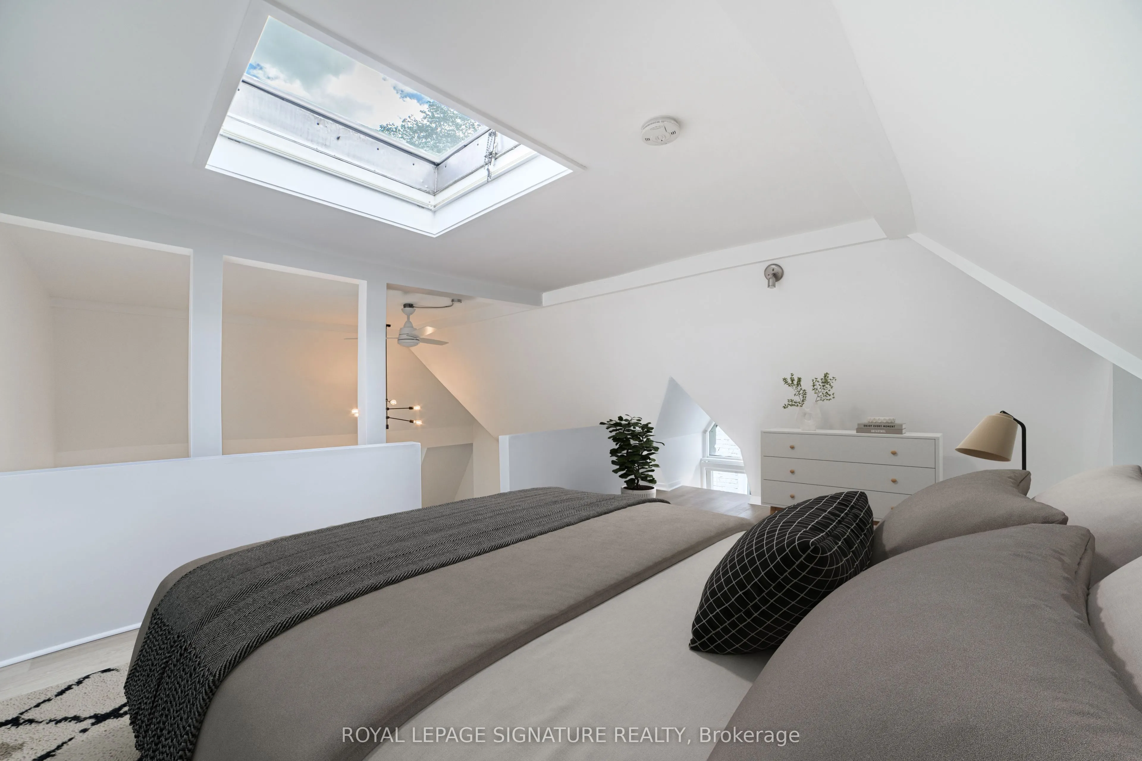 103 Gloucester Street, #3rd