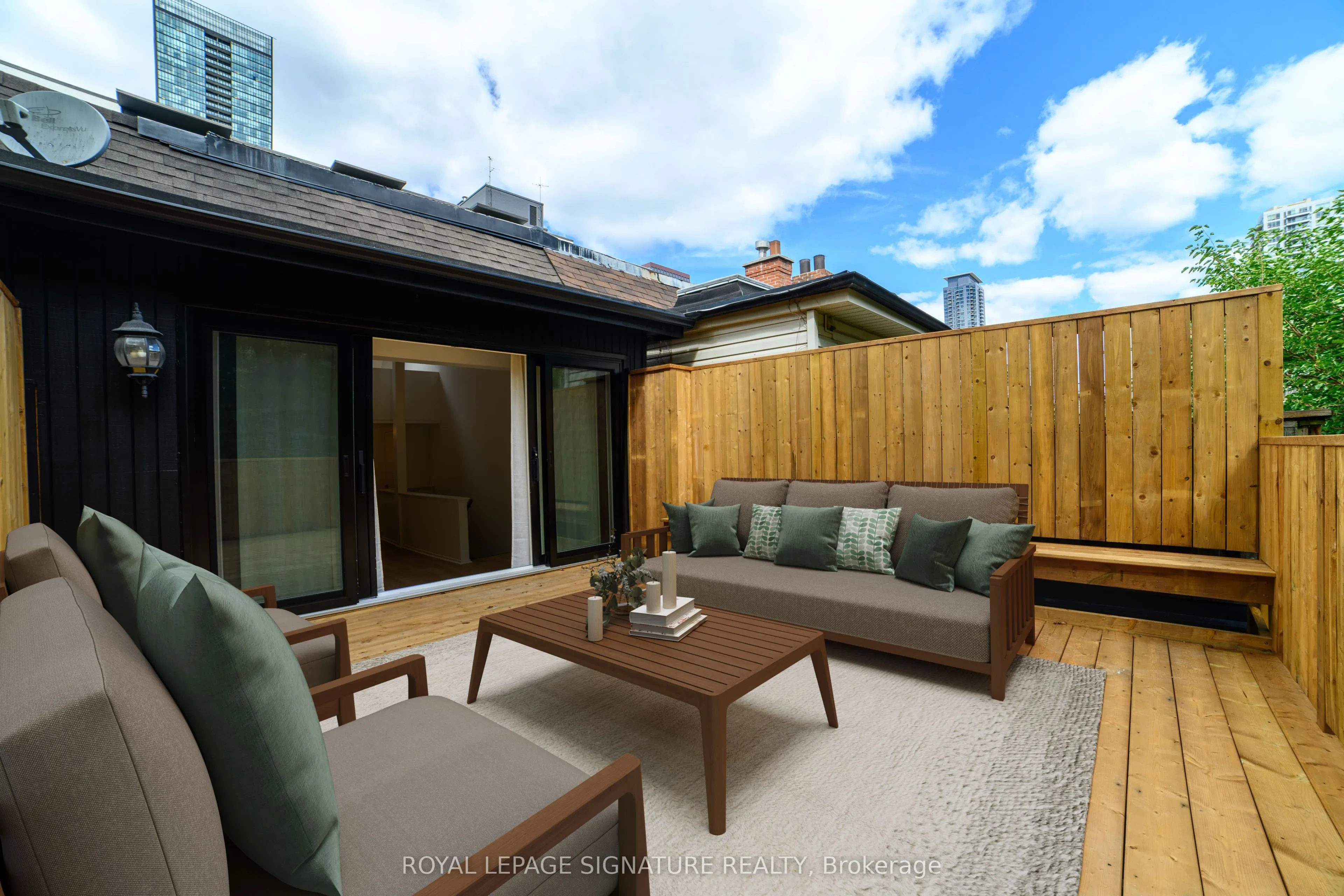 103 Gloucester Street, #3rd