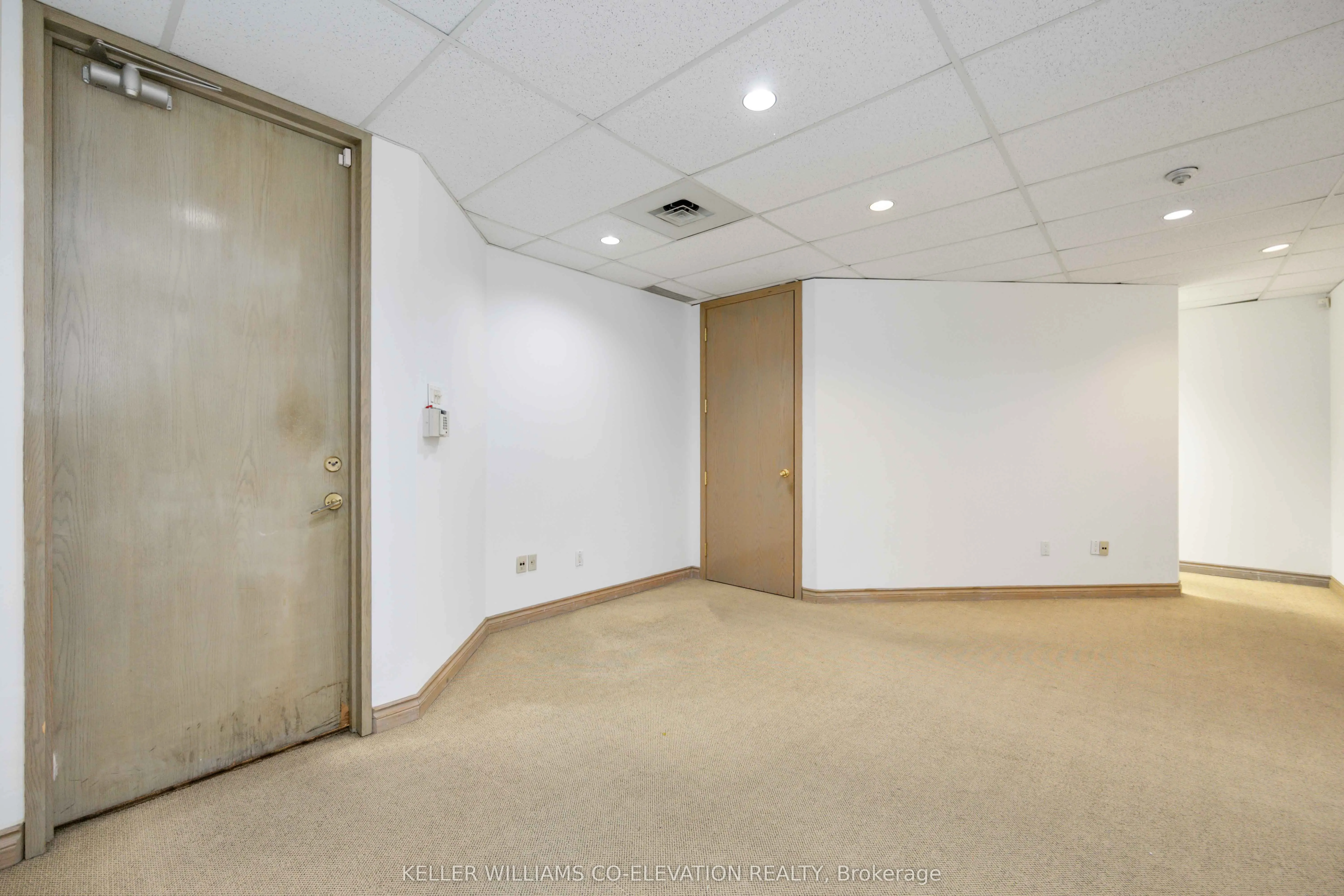 120 Carlton Street, #419
