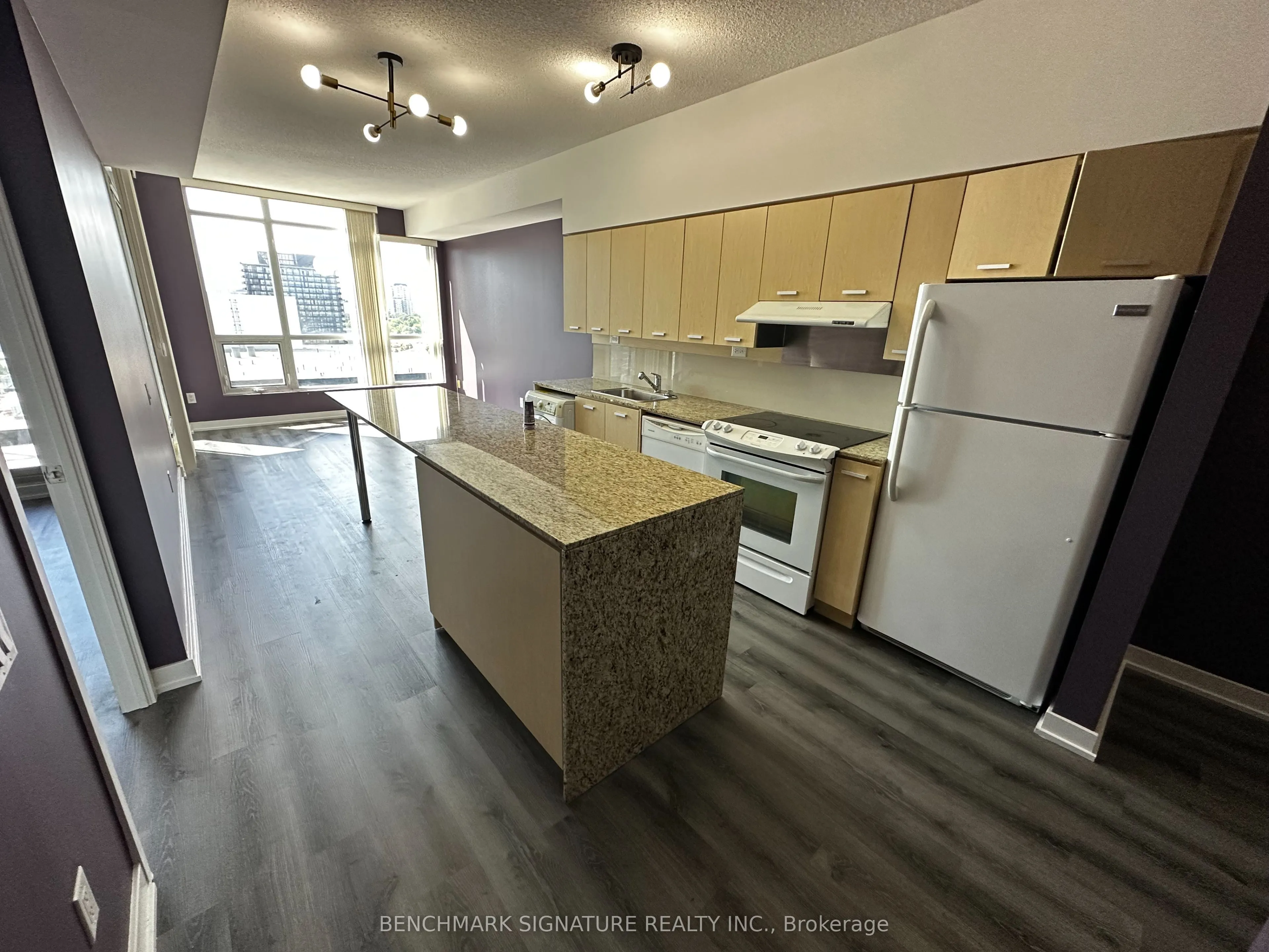 29 Singer Court, #2203