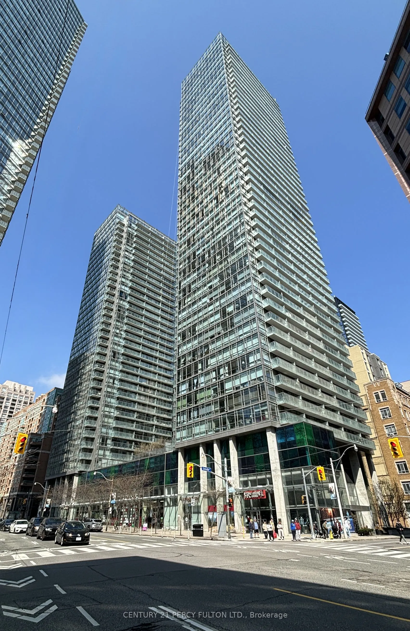 38 Grenville Street, #3802
