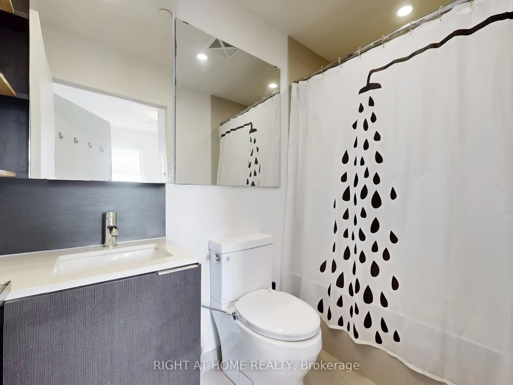 55 Regent Park Boulevard, #1407