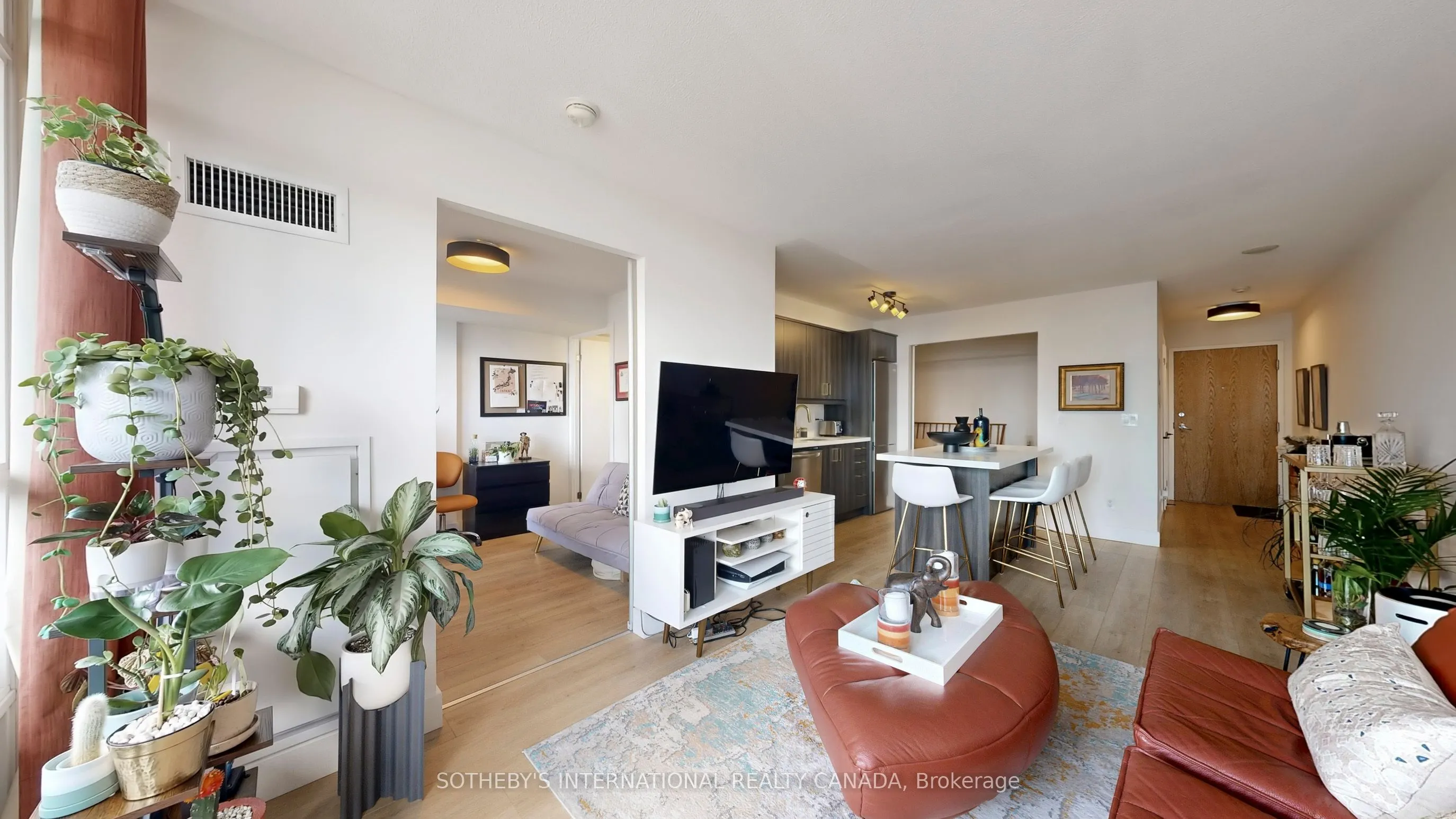38 Joe Shuster Way, #1123