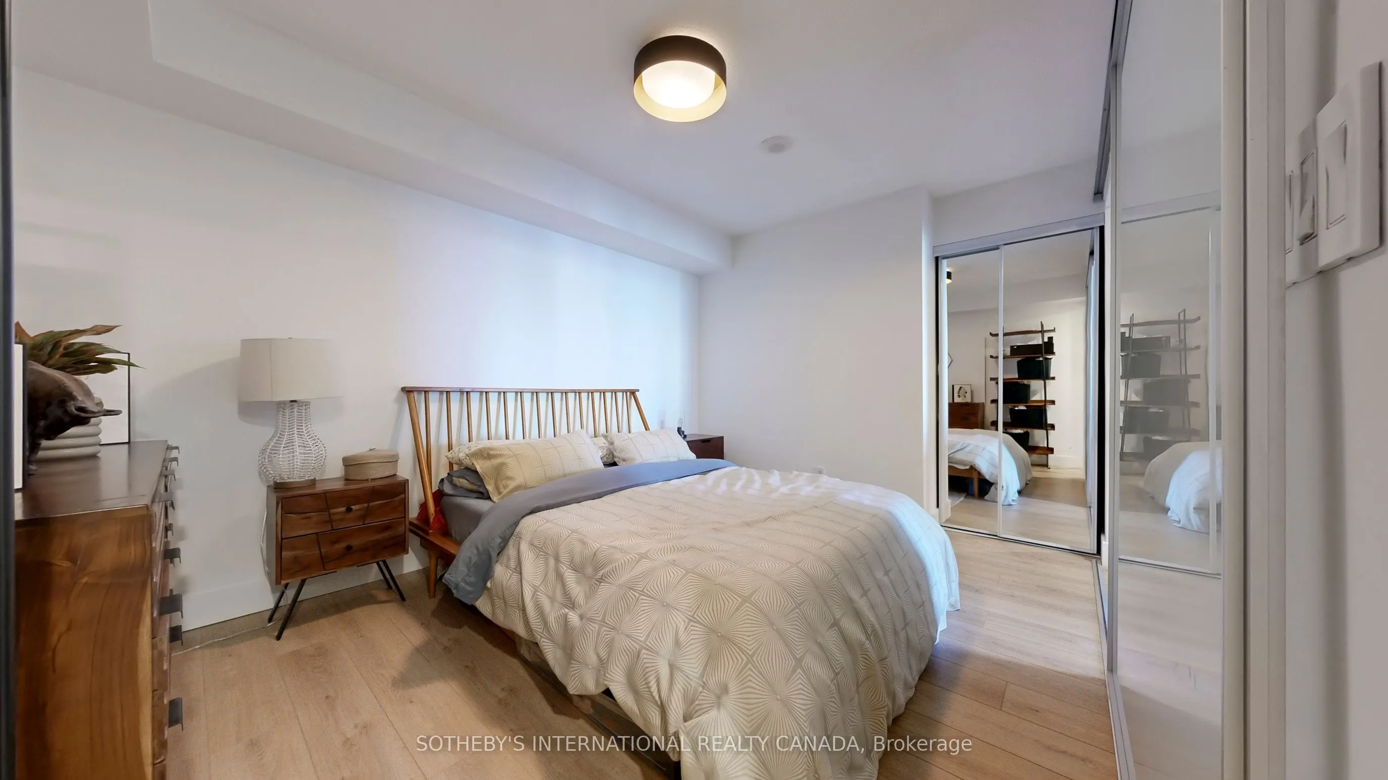 38 Joe Shuster Way, #1123