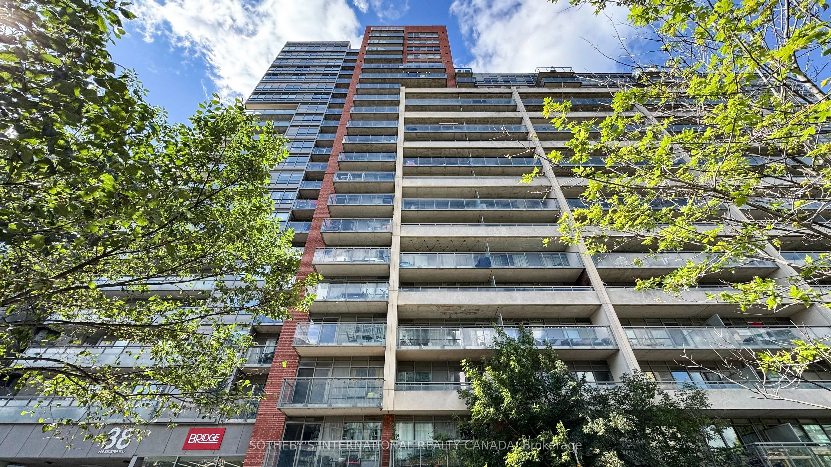 38 Joe Shuster Way, #1123