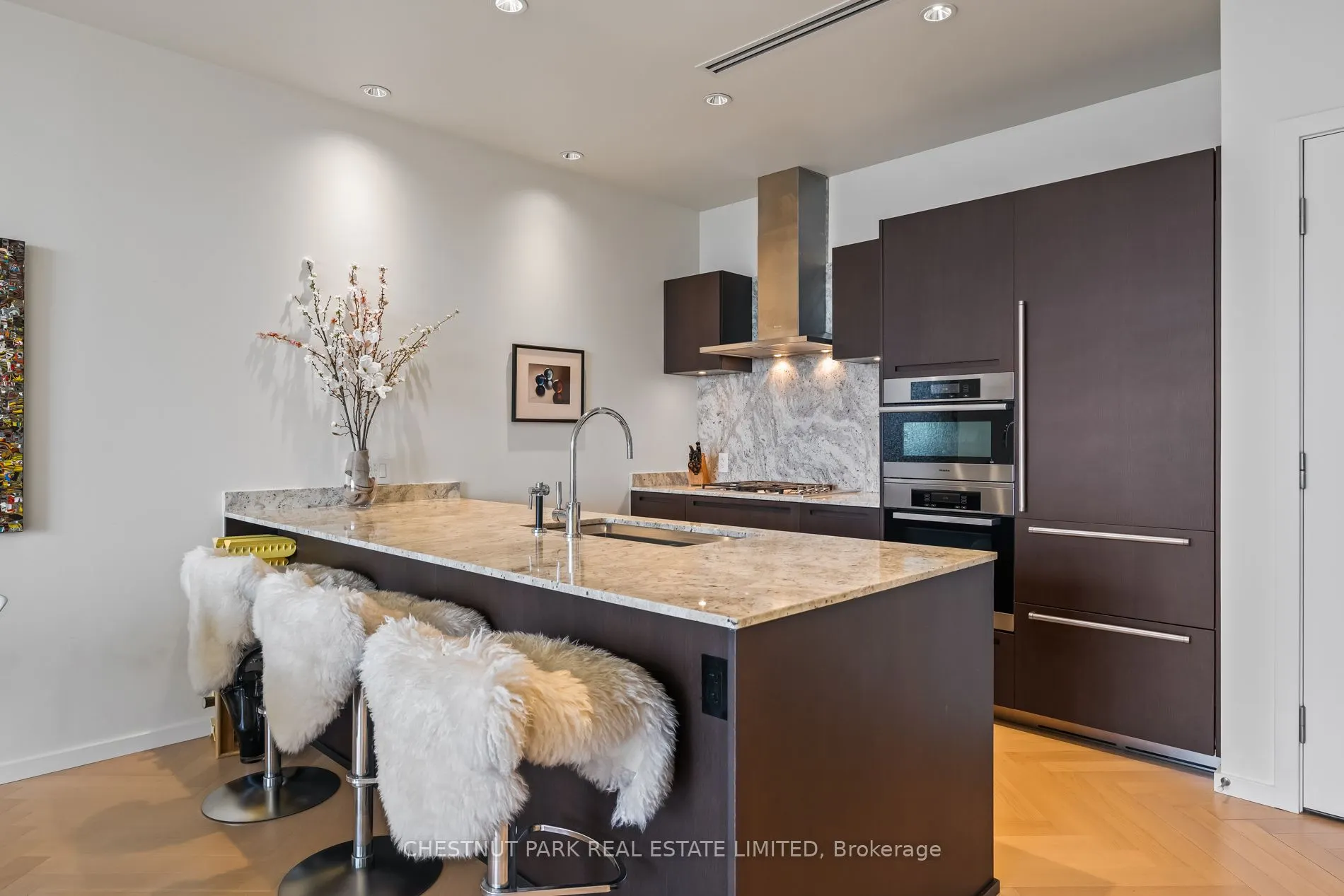 180 University Avenue, #5707