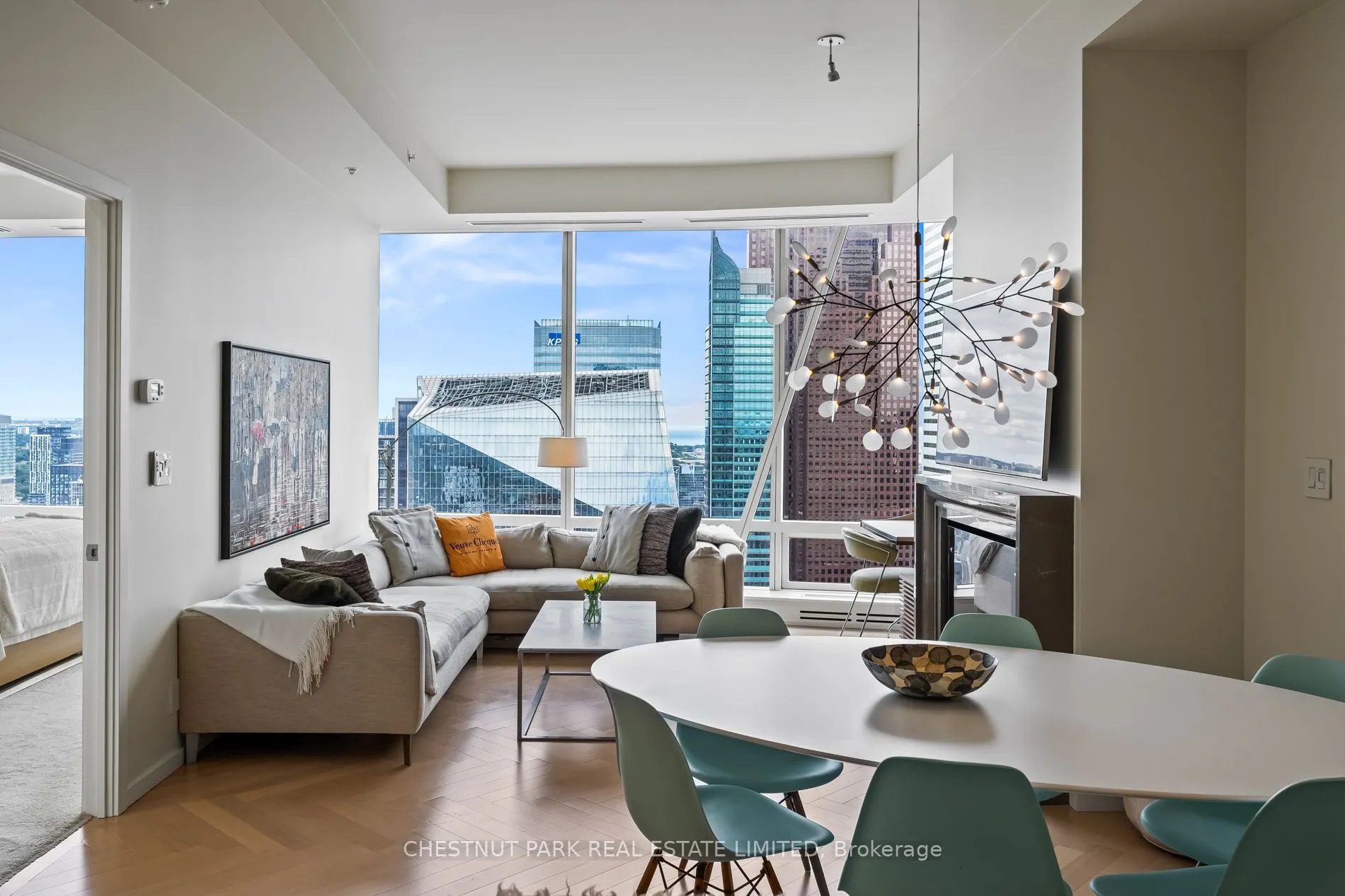 180 University Avenue, #5707
