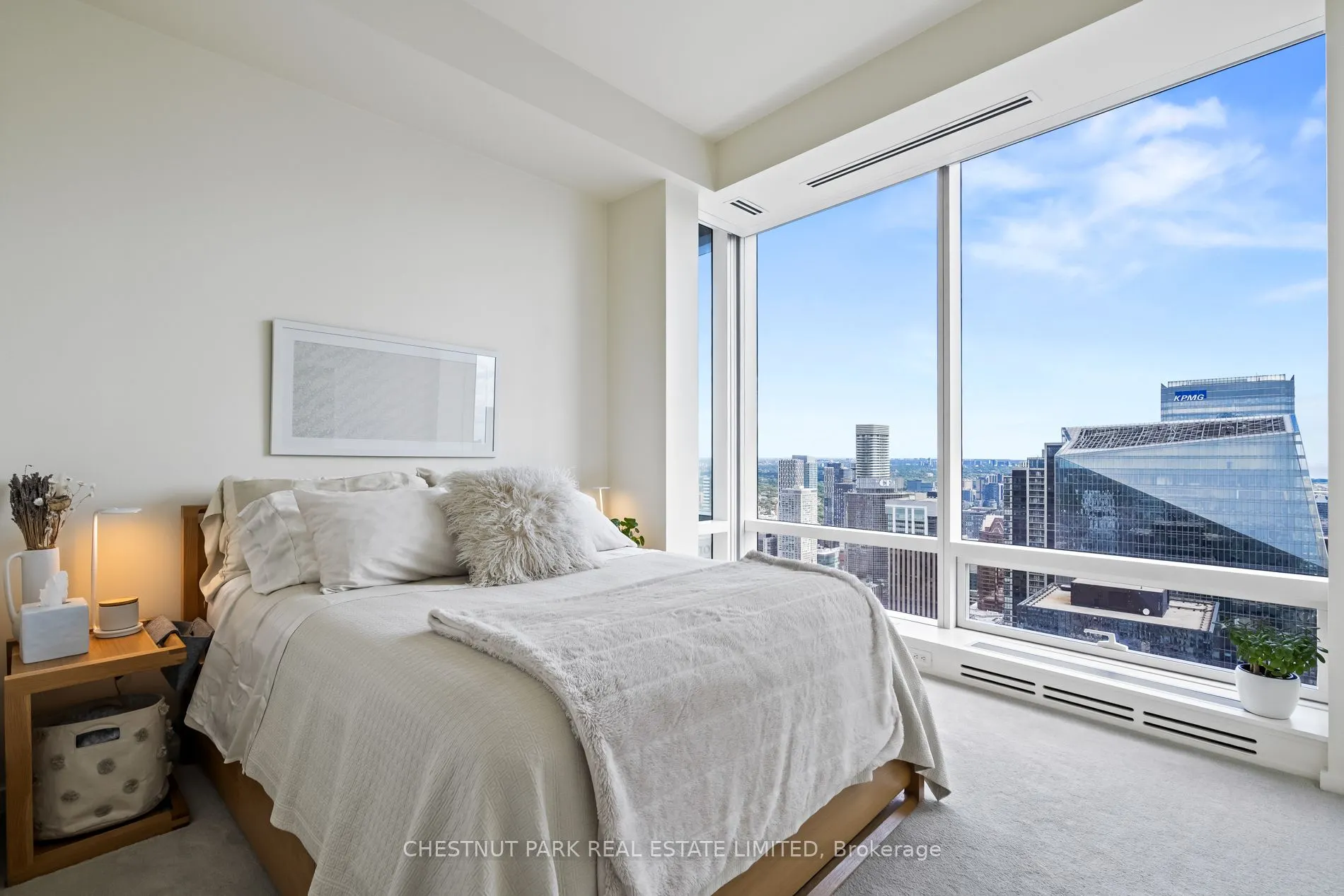 180 University Avenue, #5707