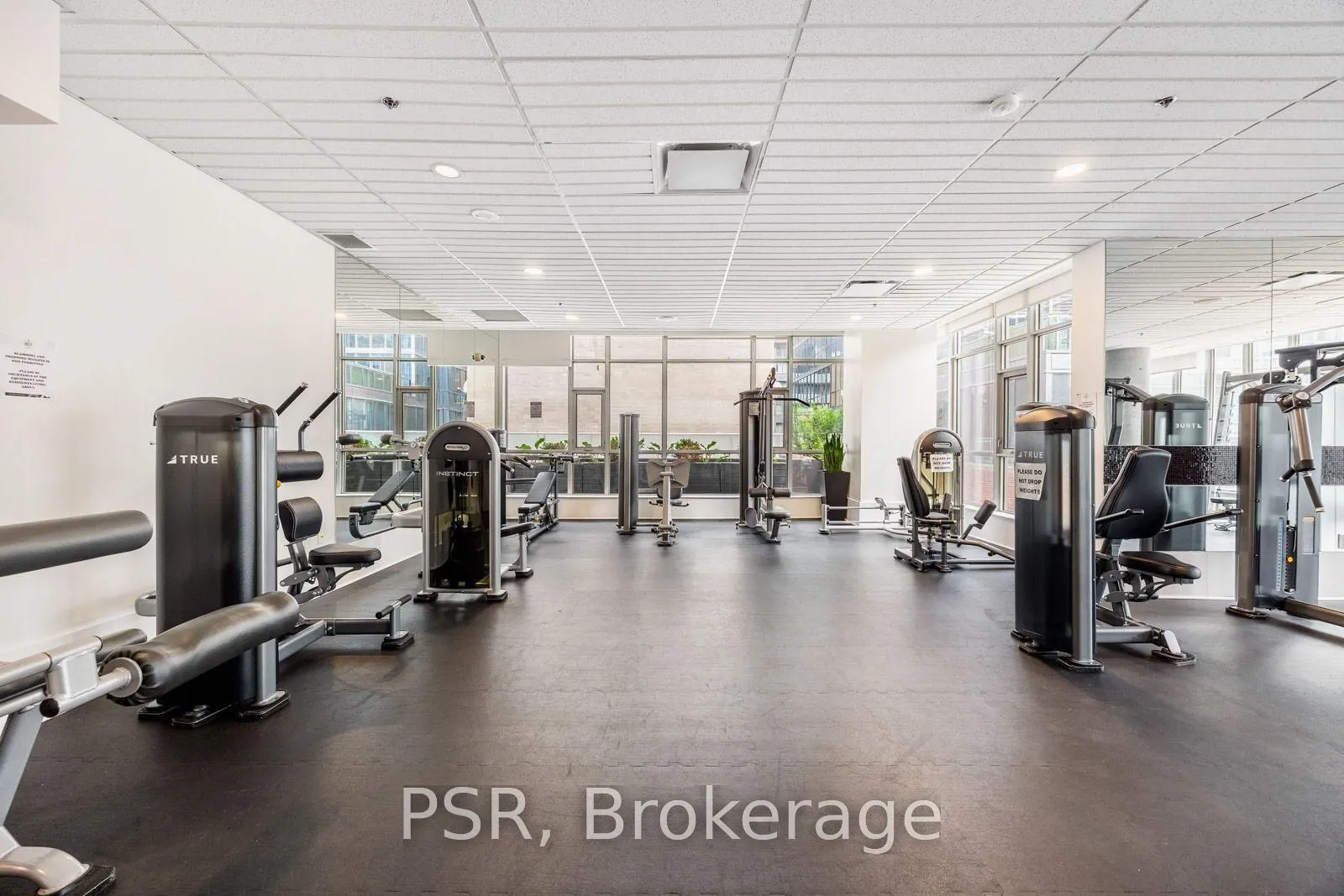 375 King Street W, #701