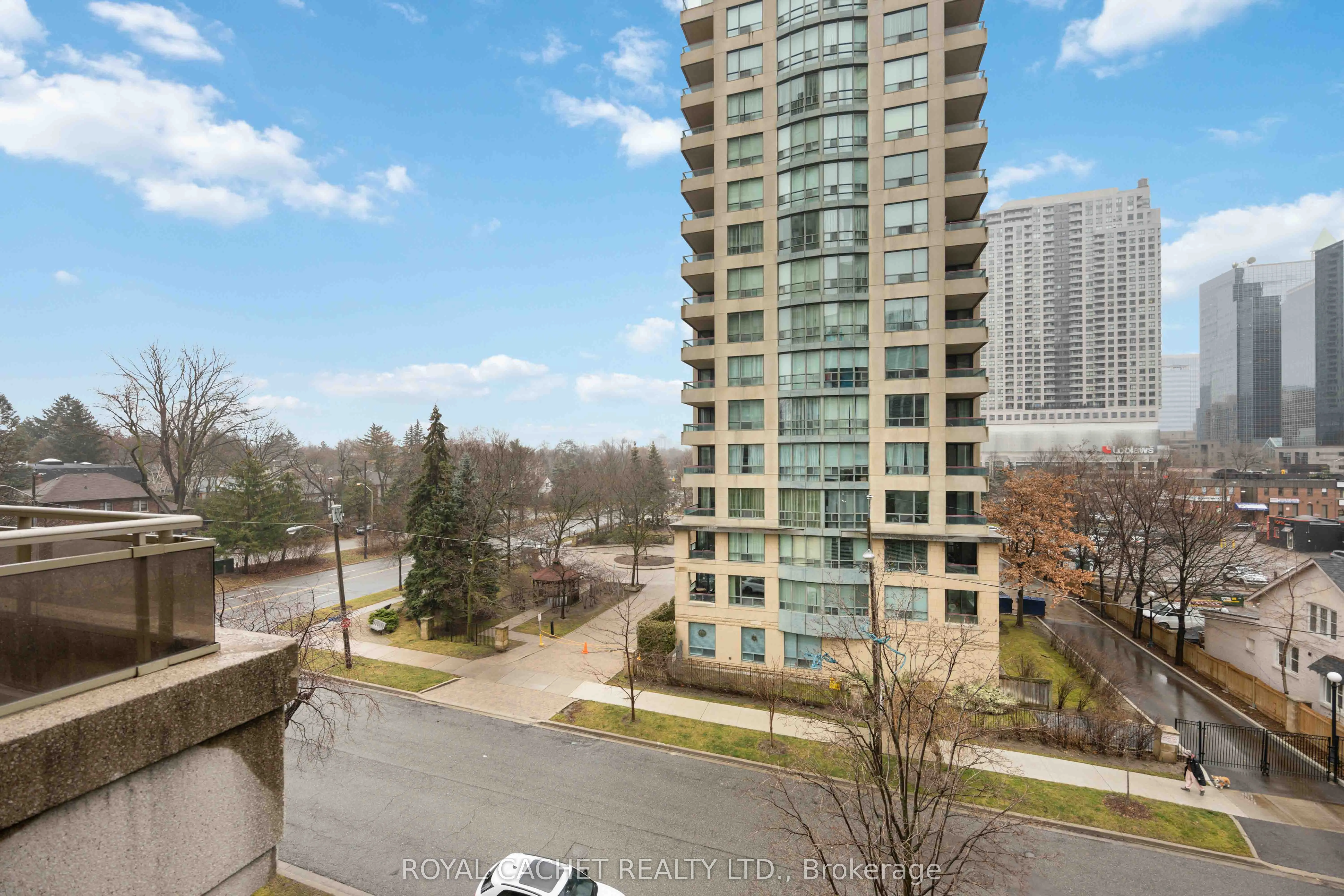 256 Doris Avenue, #510