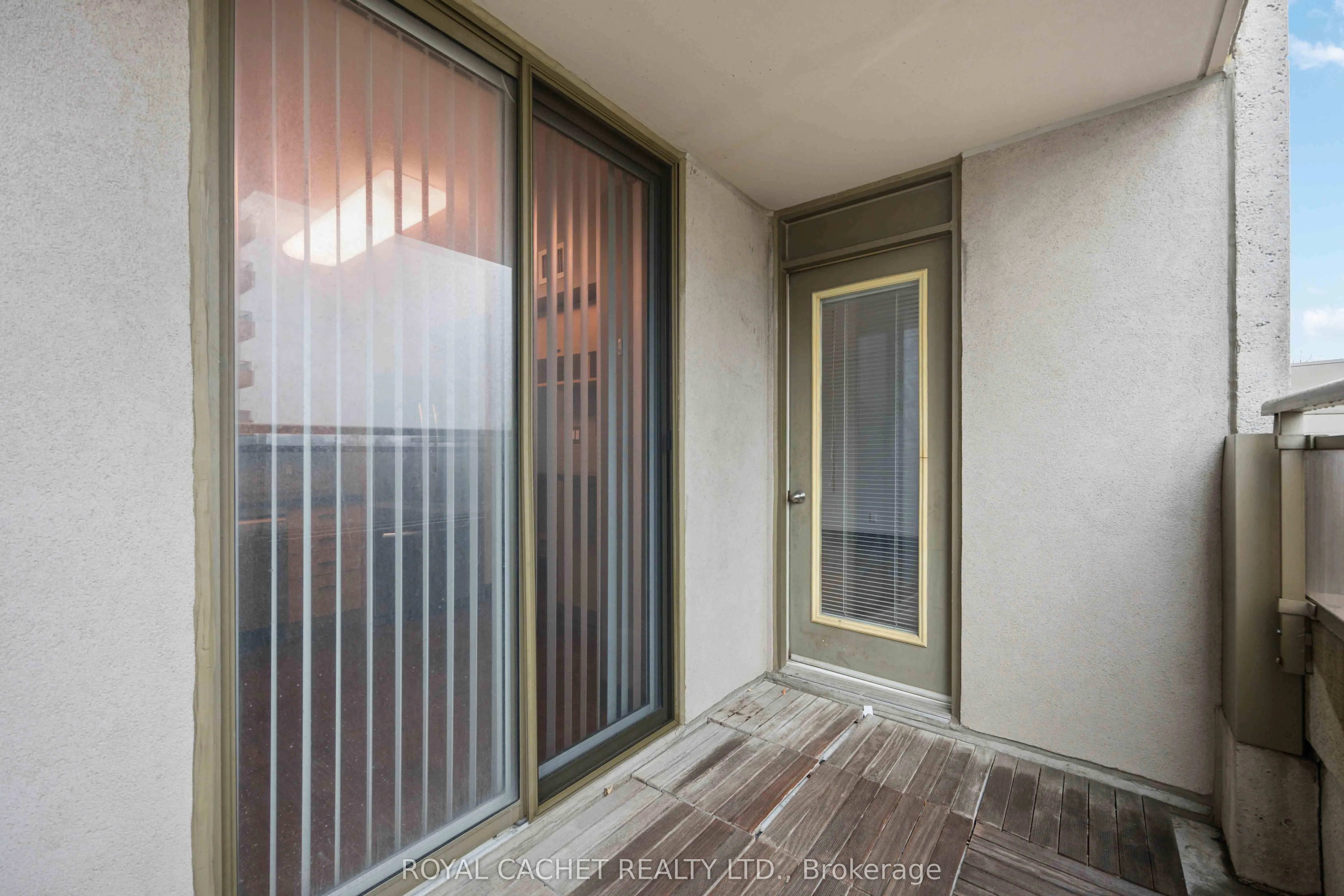 256 Doris Avenue, #510