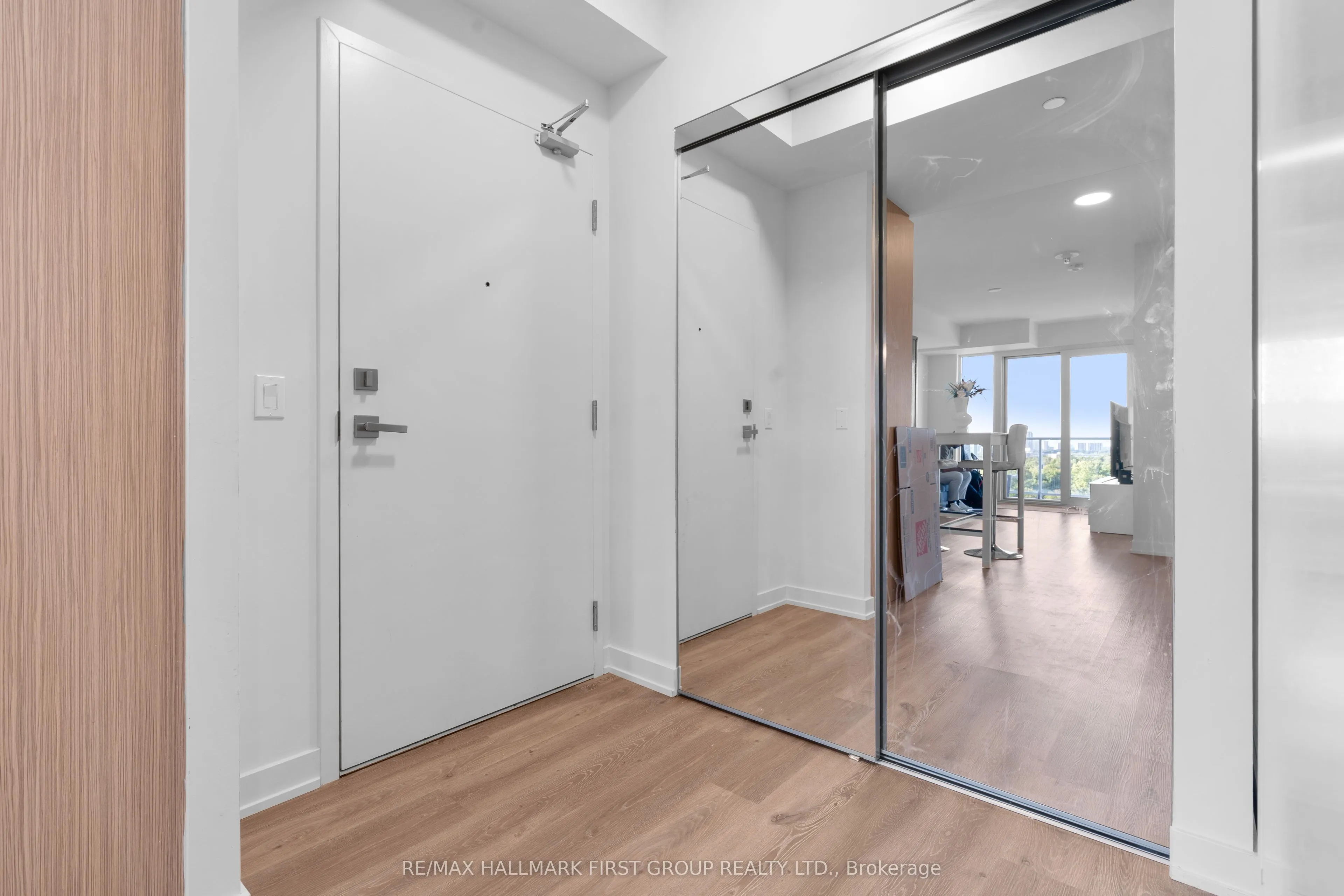 10 Deerlick Court, #1101