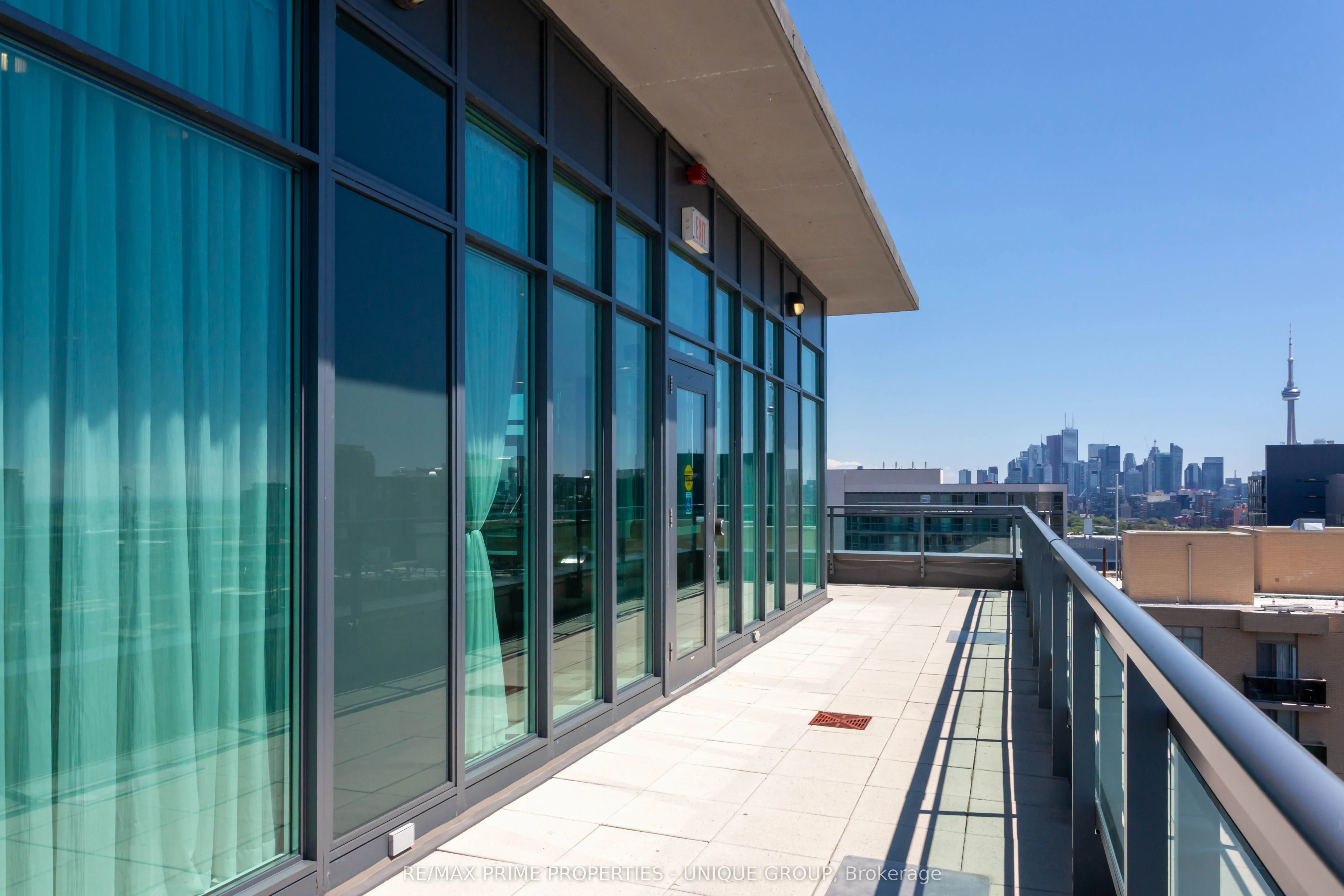 1169 Queen Street W, #618