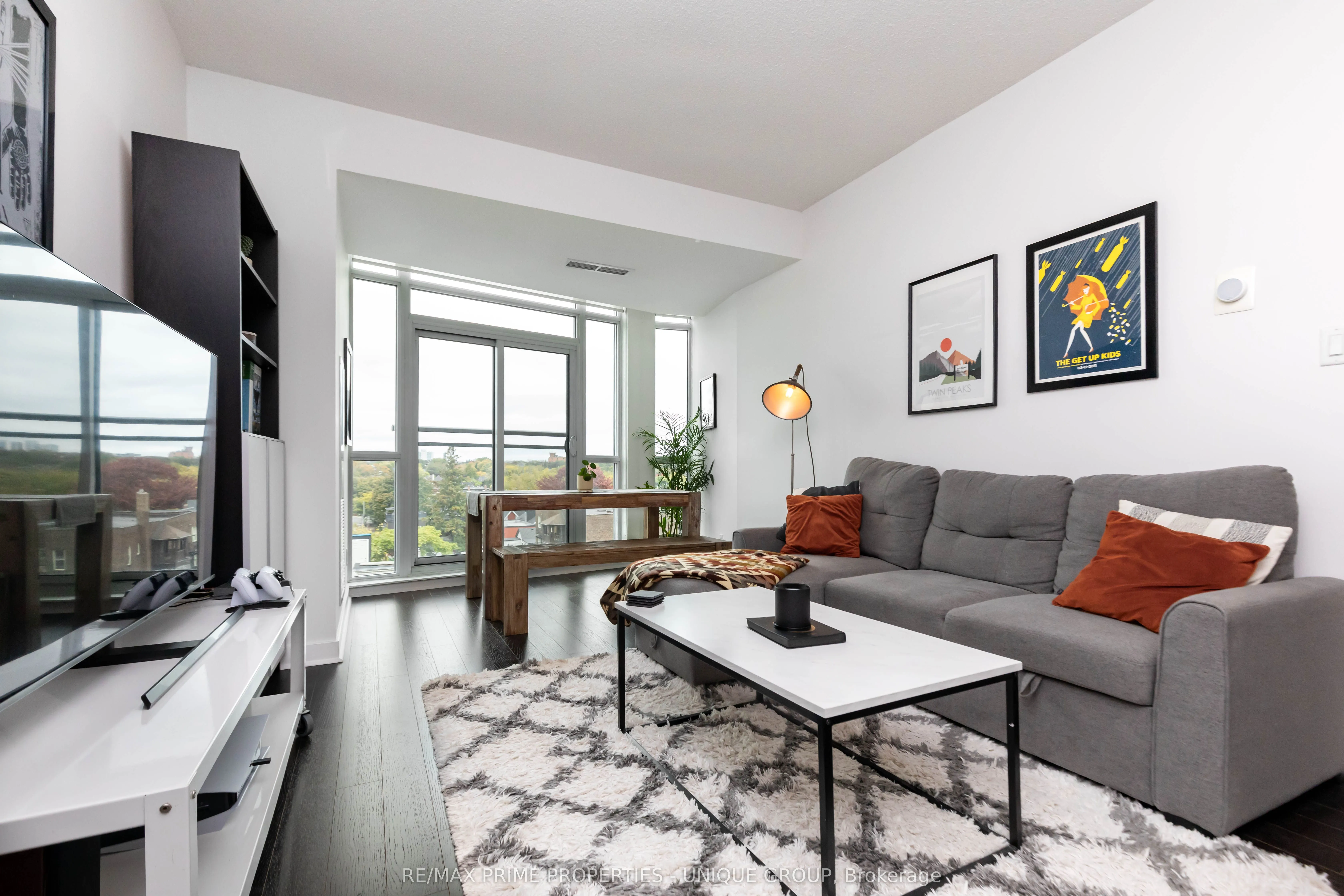 1169 Queen Street W, #618