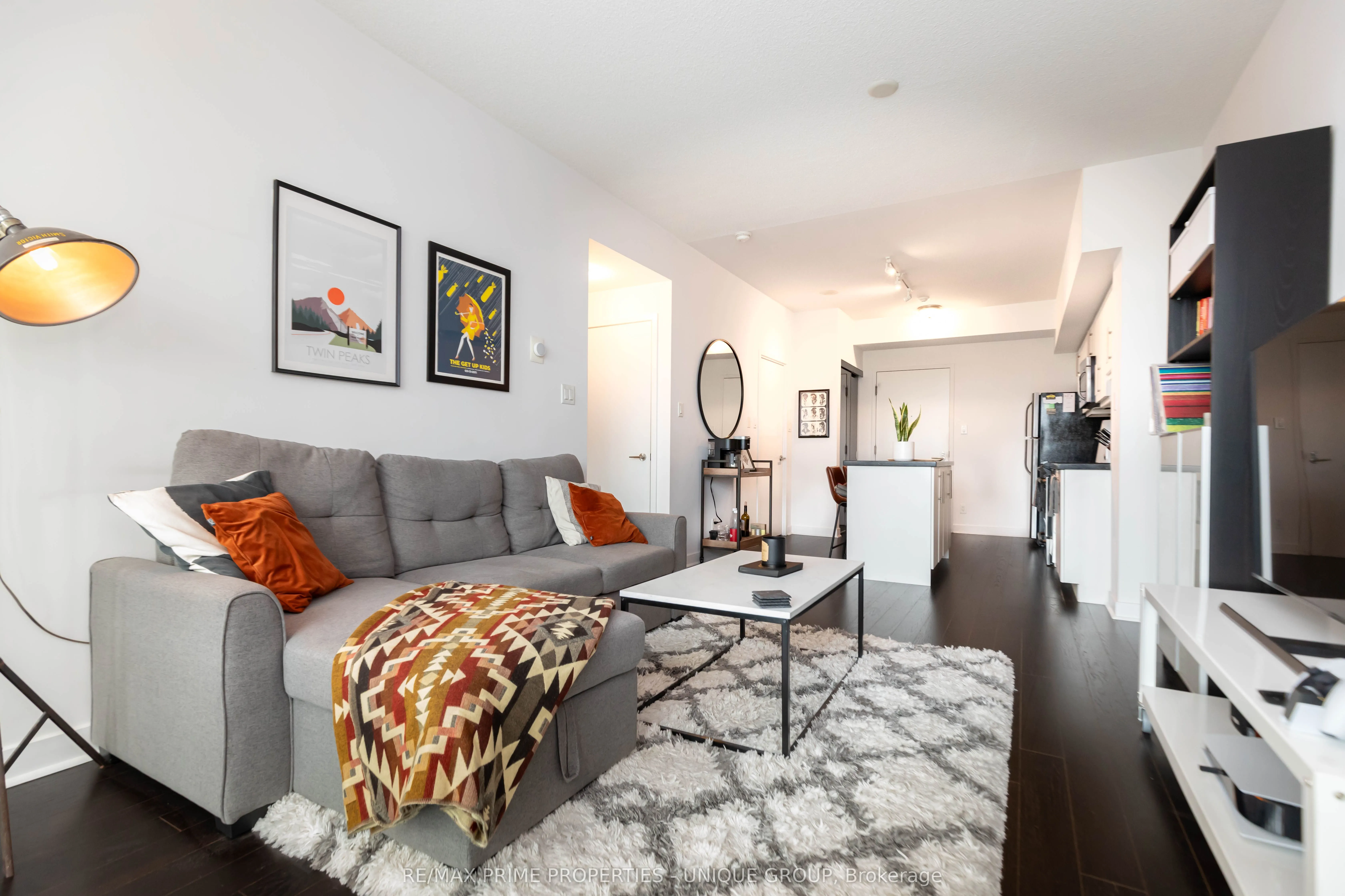 1169 Queen Street W, #618