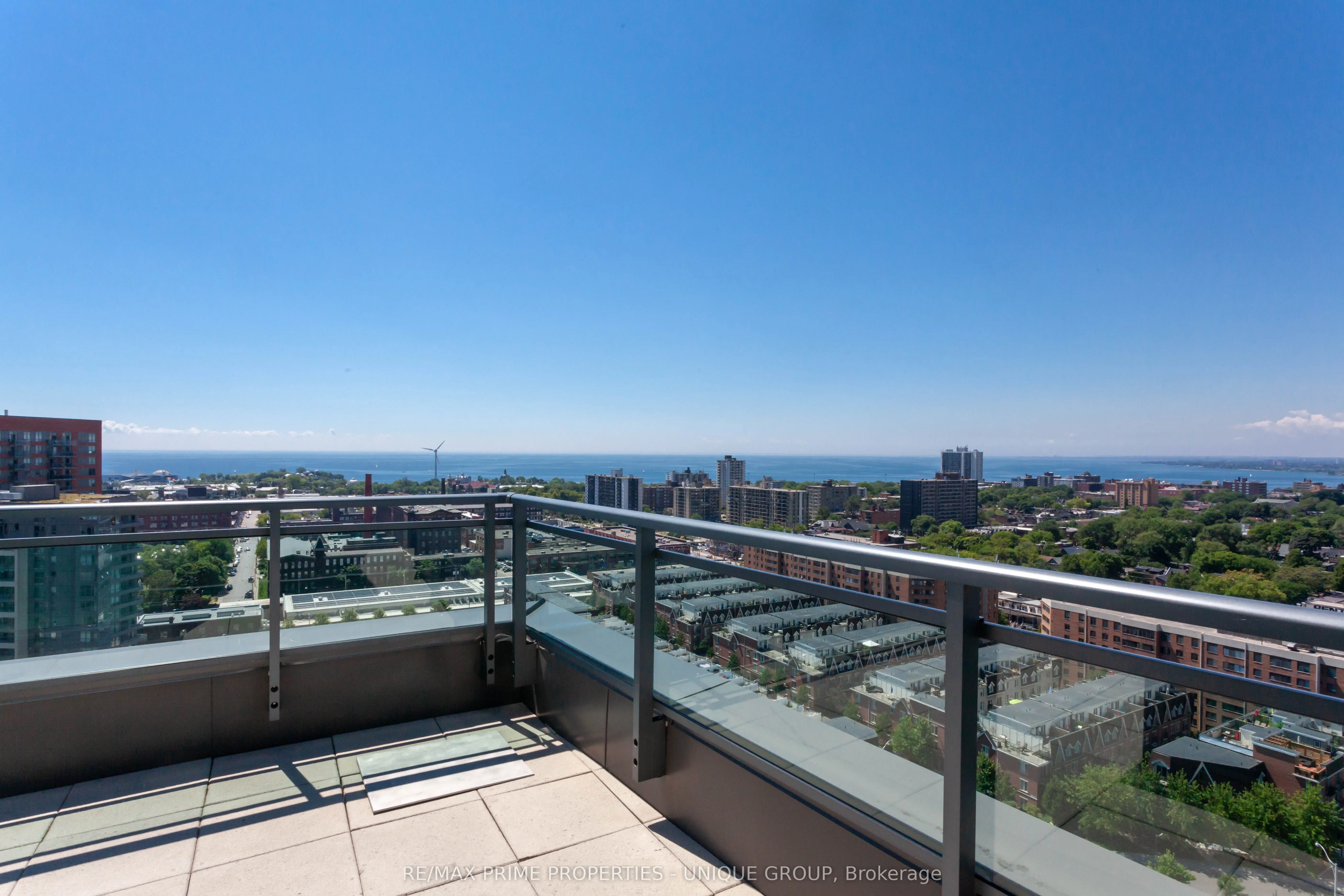 1169 Queen Street W, #618