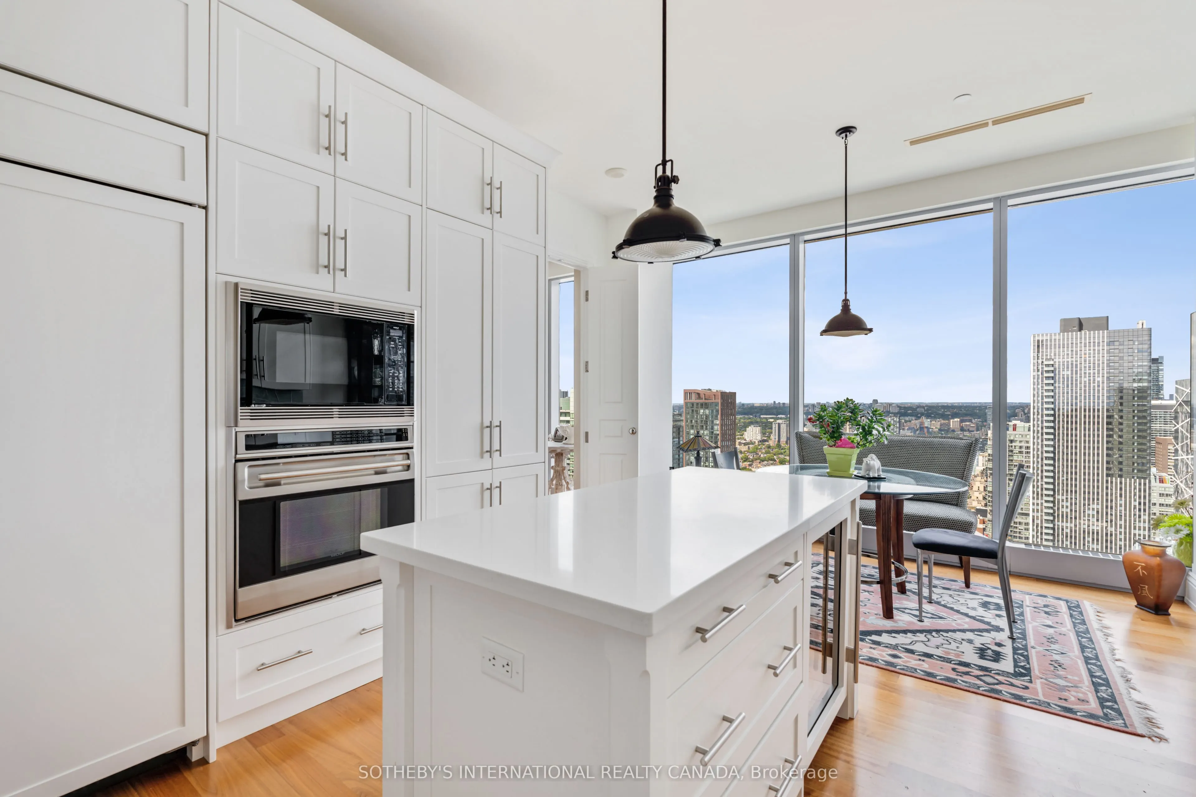 183 Wellington Street W, #4301