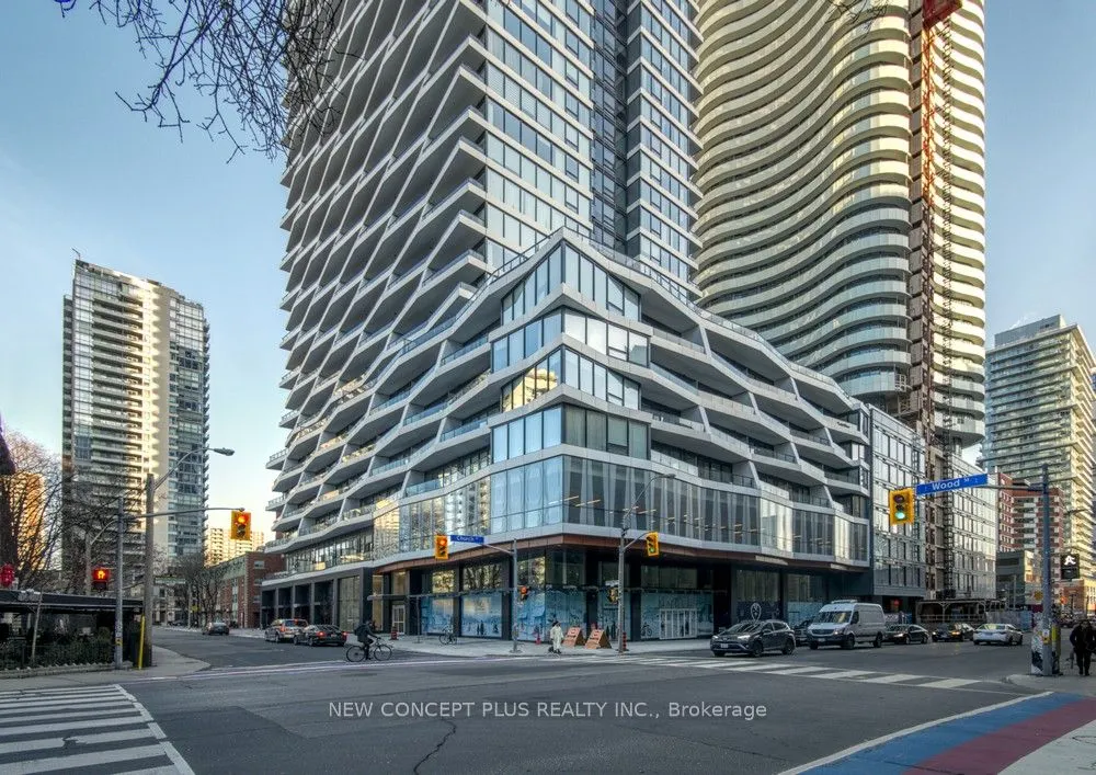 161 Roehampton Avenue, #1813