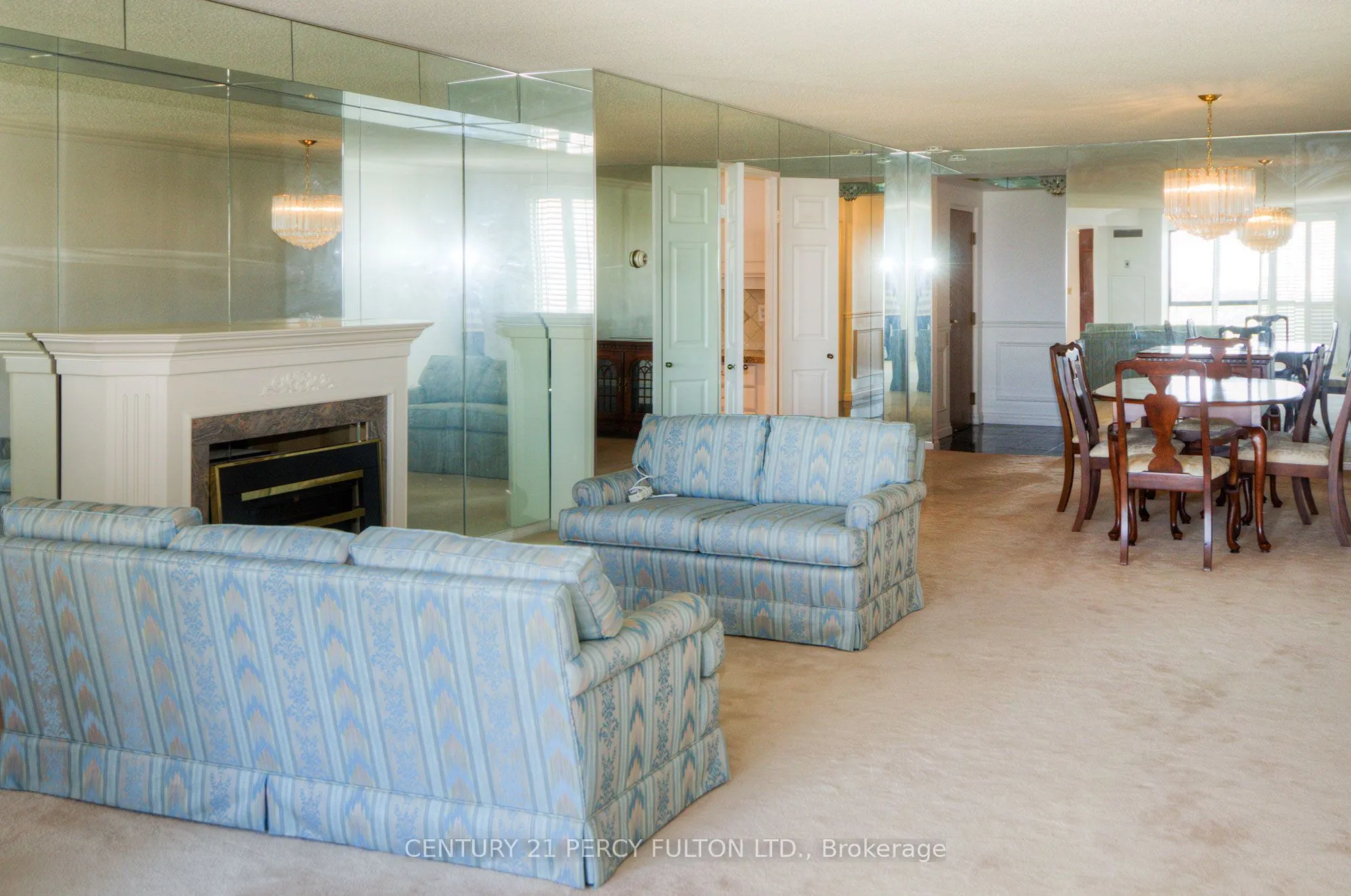 1 Concorde Place, #2103