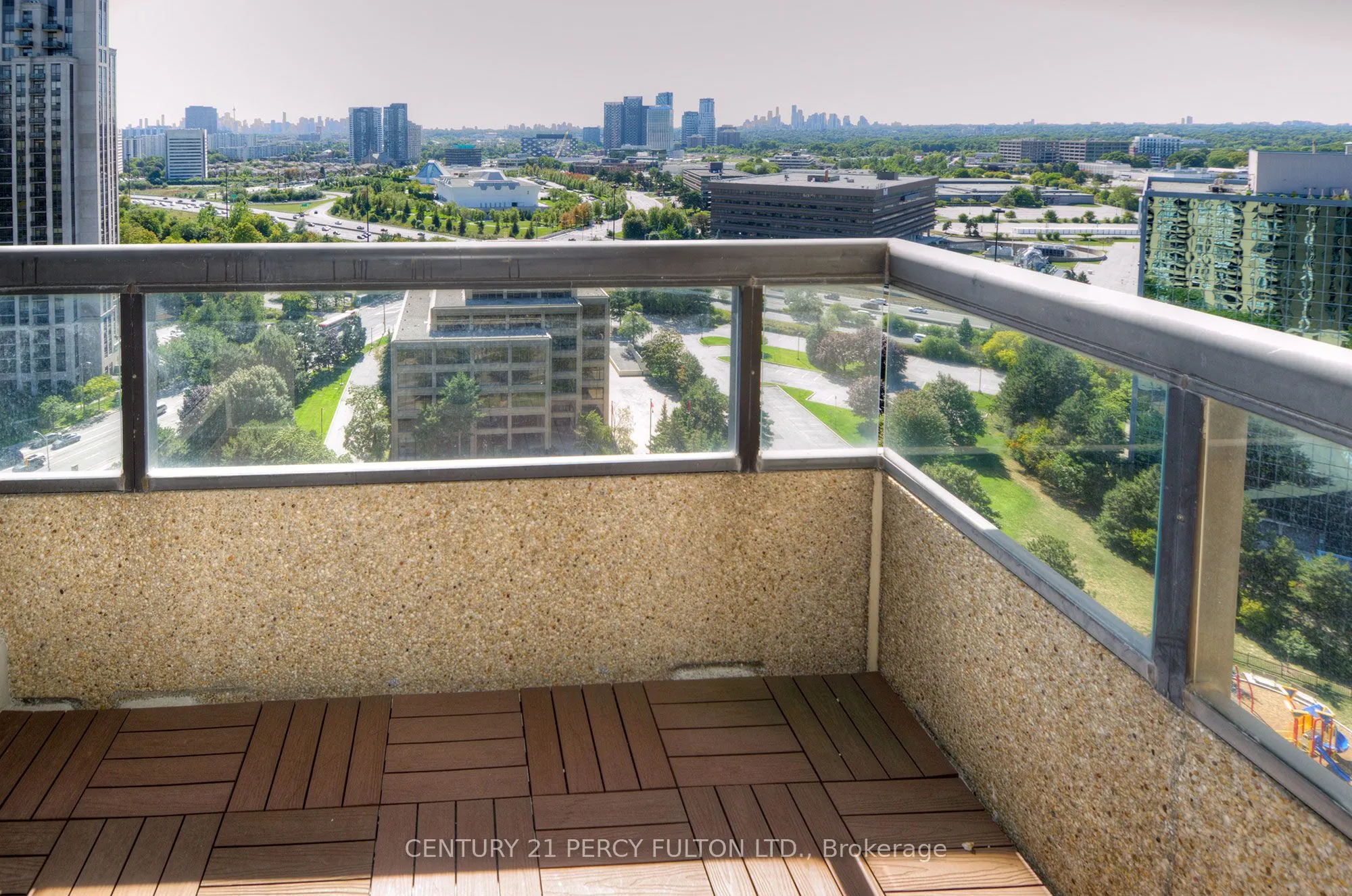 1 Concorde Place, #2103