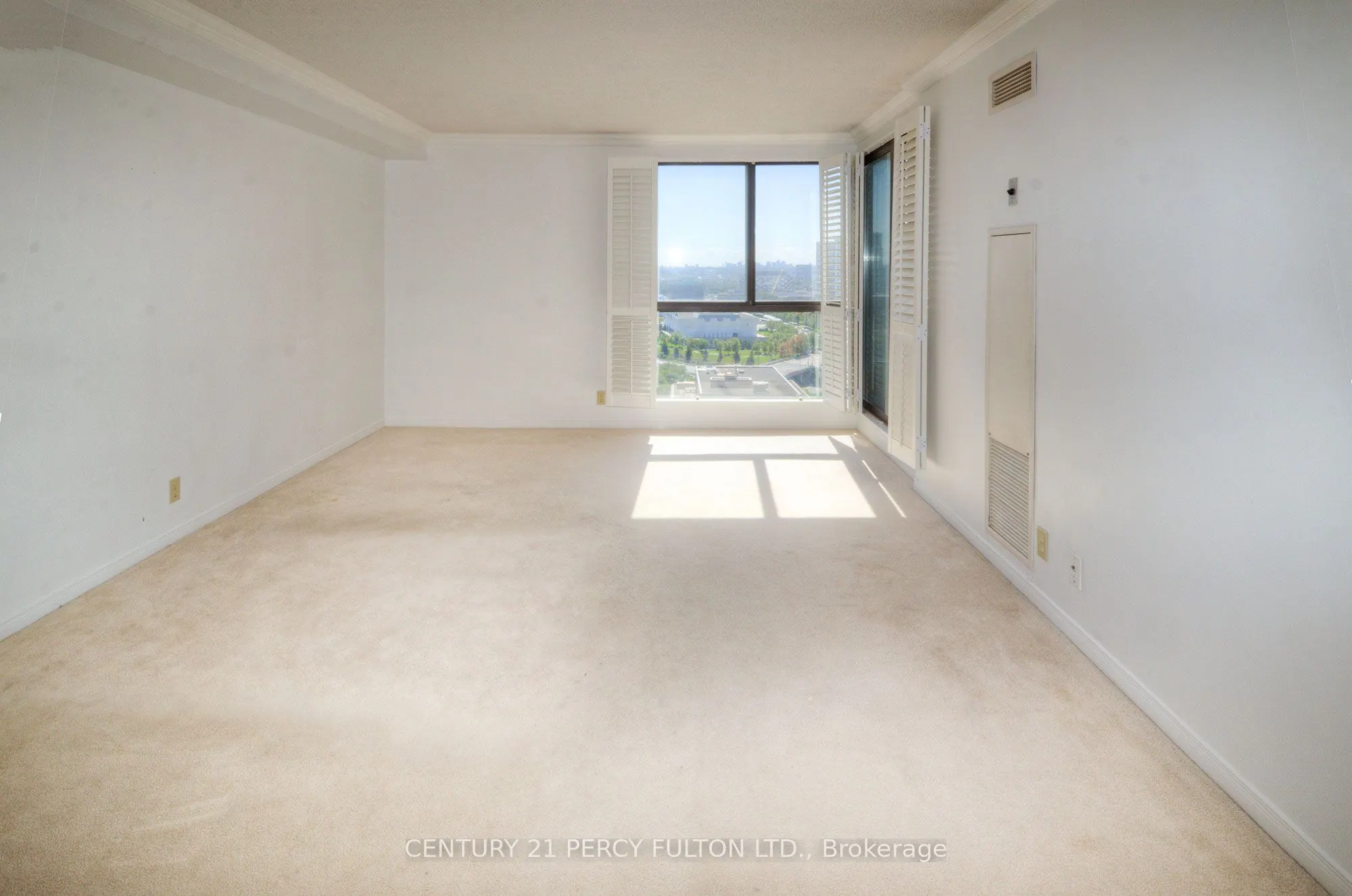 1 Concorde Place, #2103