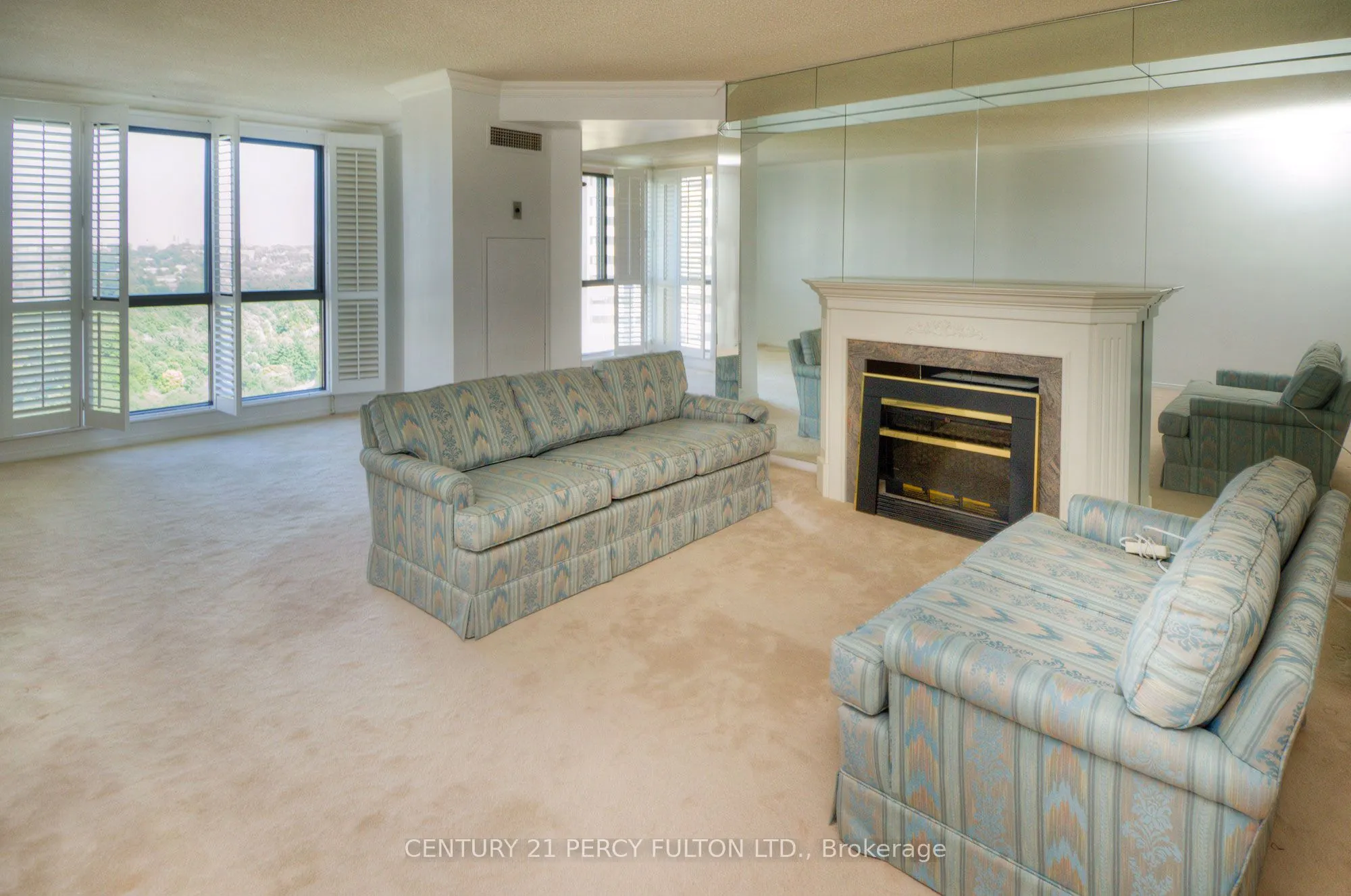 1 Concorde Place, #2103