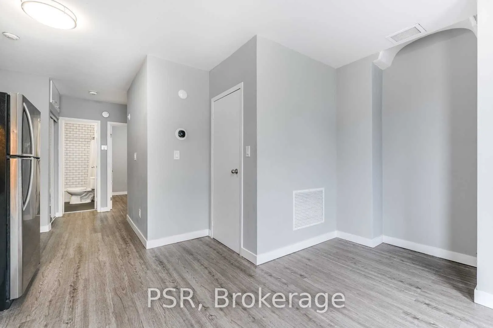 205 Gerrard Street E, #4