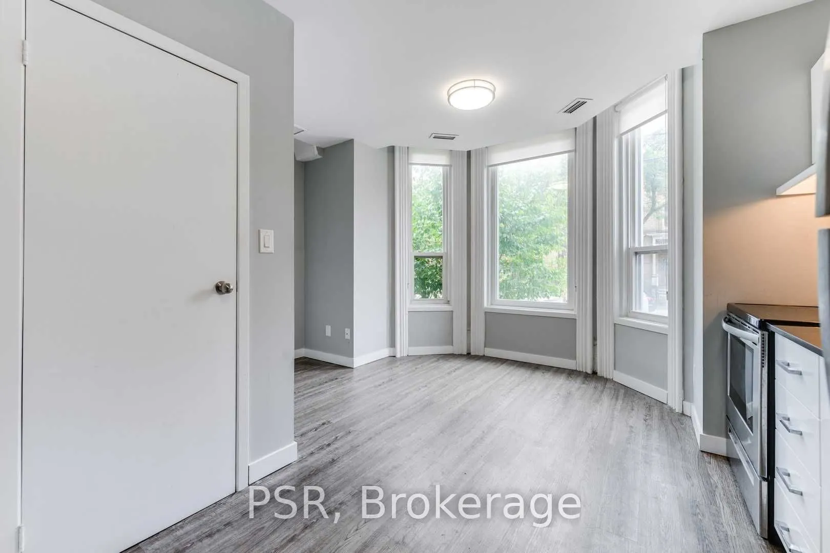 205 Gerrard Street E, #4