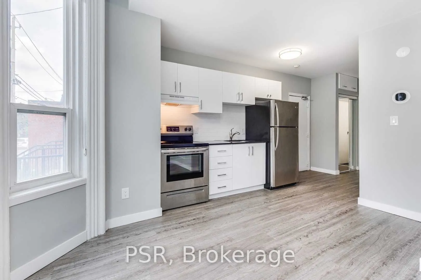 205 Gerrard Street E, #4