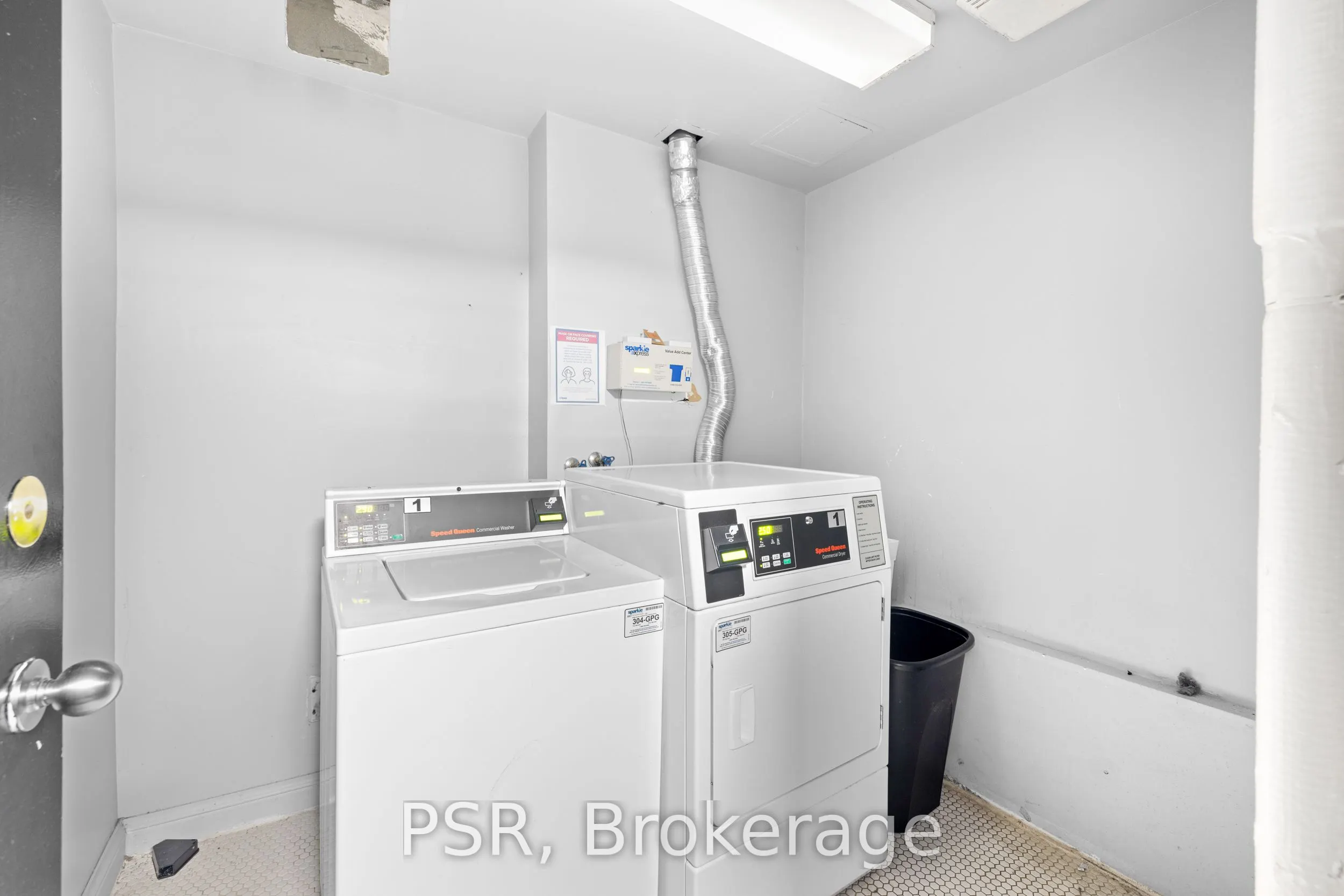 205 Gerrard Street E, #4