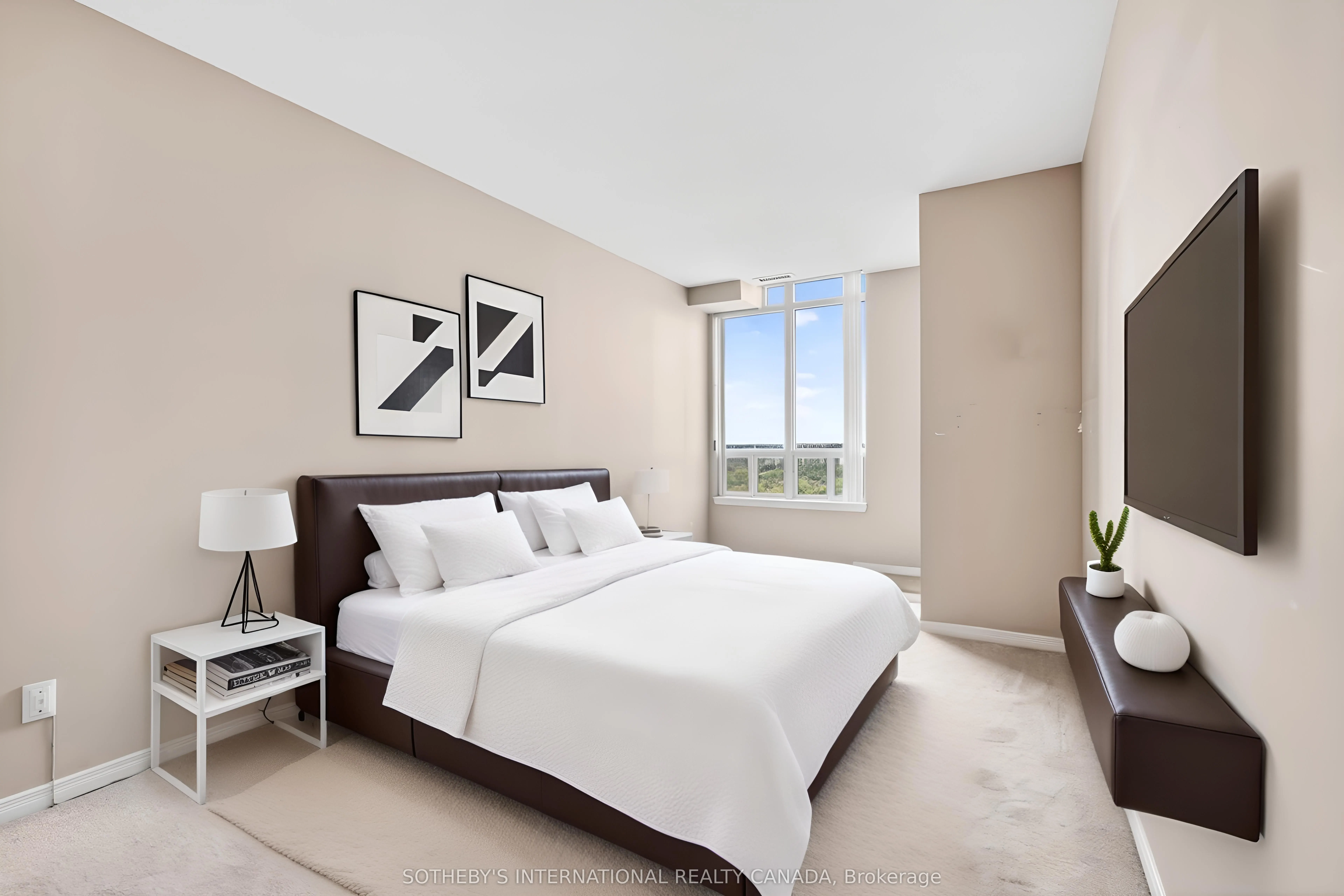 8 Hillcrest Avenue, #PH101
