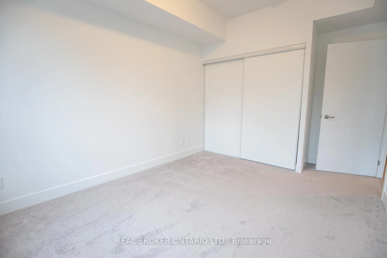 7 Kenaston Gardens, #123