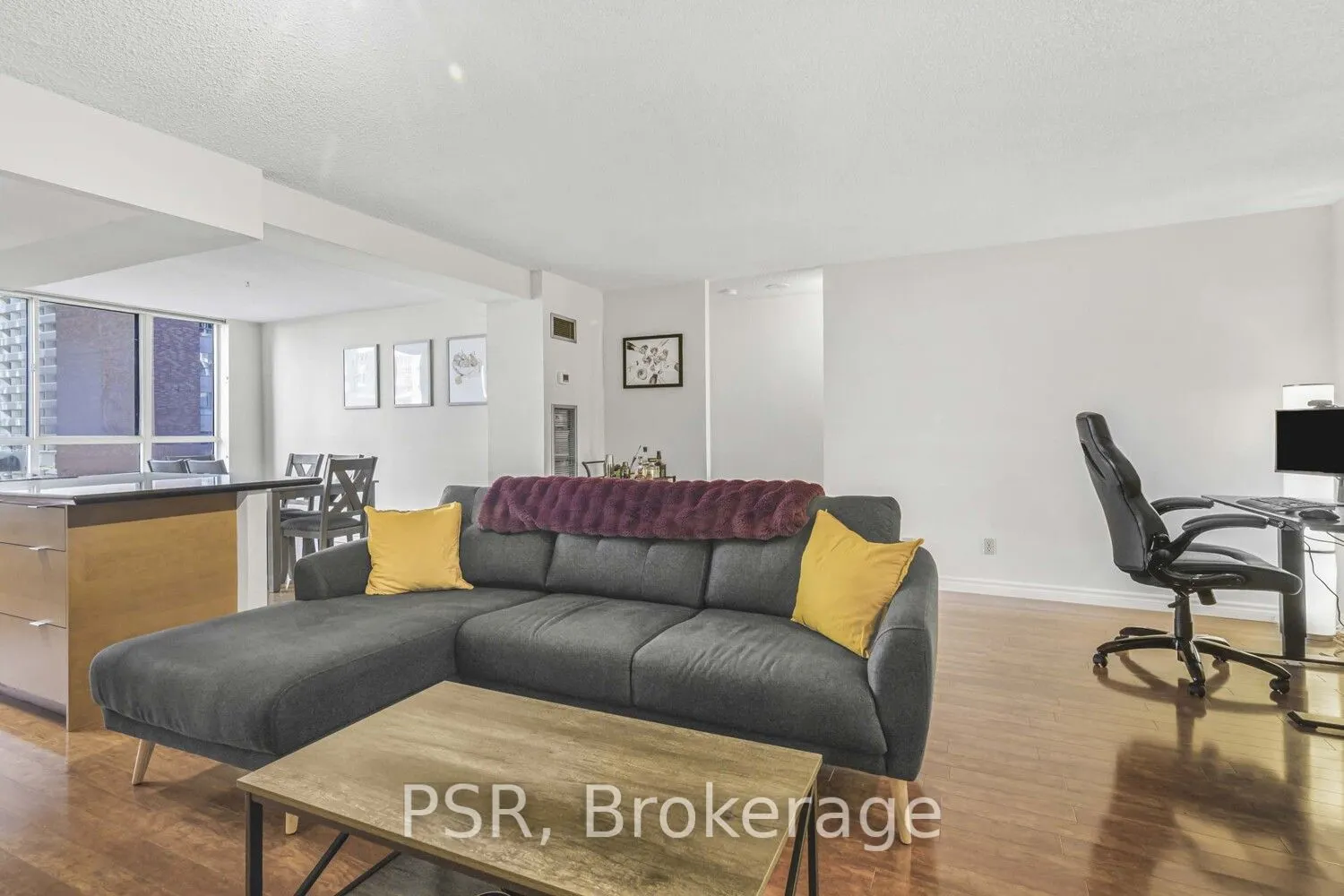 633 Bay Street, #603