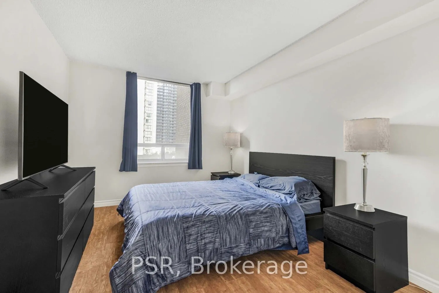 633 Bay Street, #603